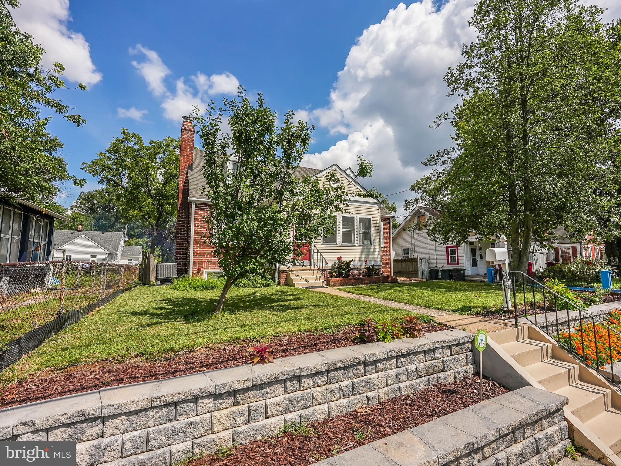 3914 NICHOLSON STREET