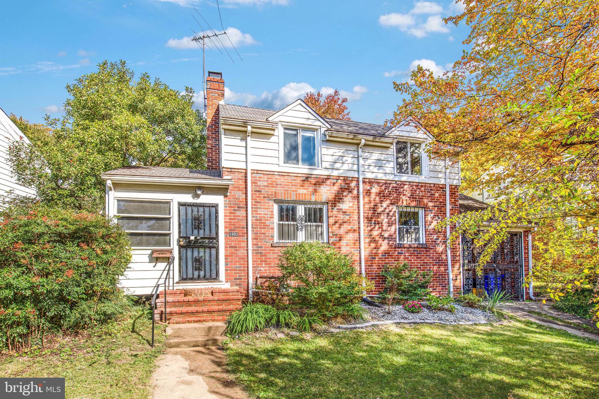 5902 Forest ROAD