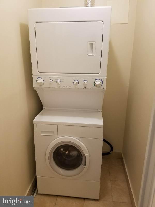 6301 Hil Mar DRIVE Unit: 4-3