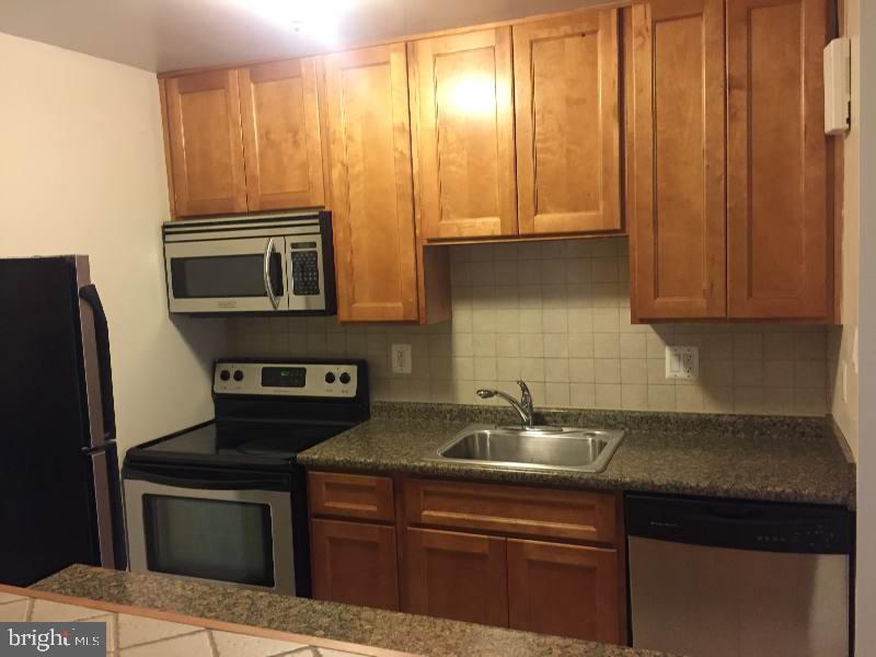 6301 Hil Mar DRIVE Unit: 4-3