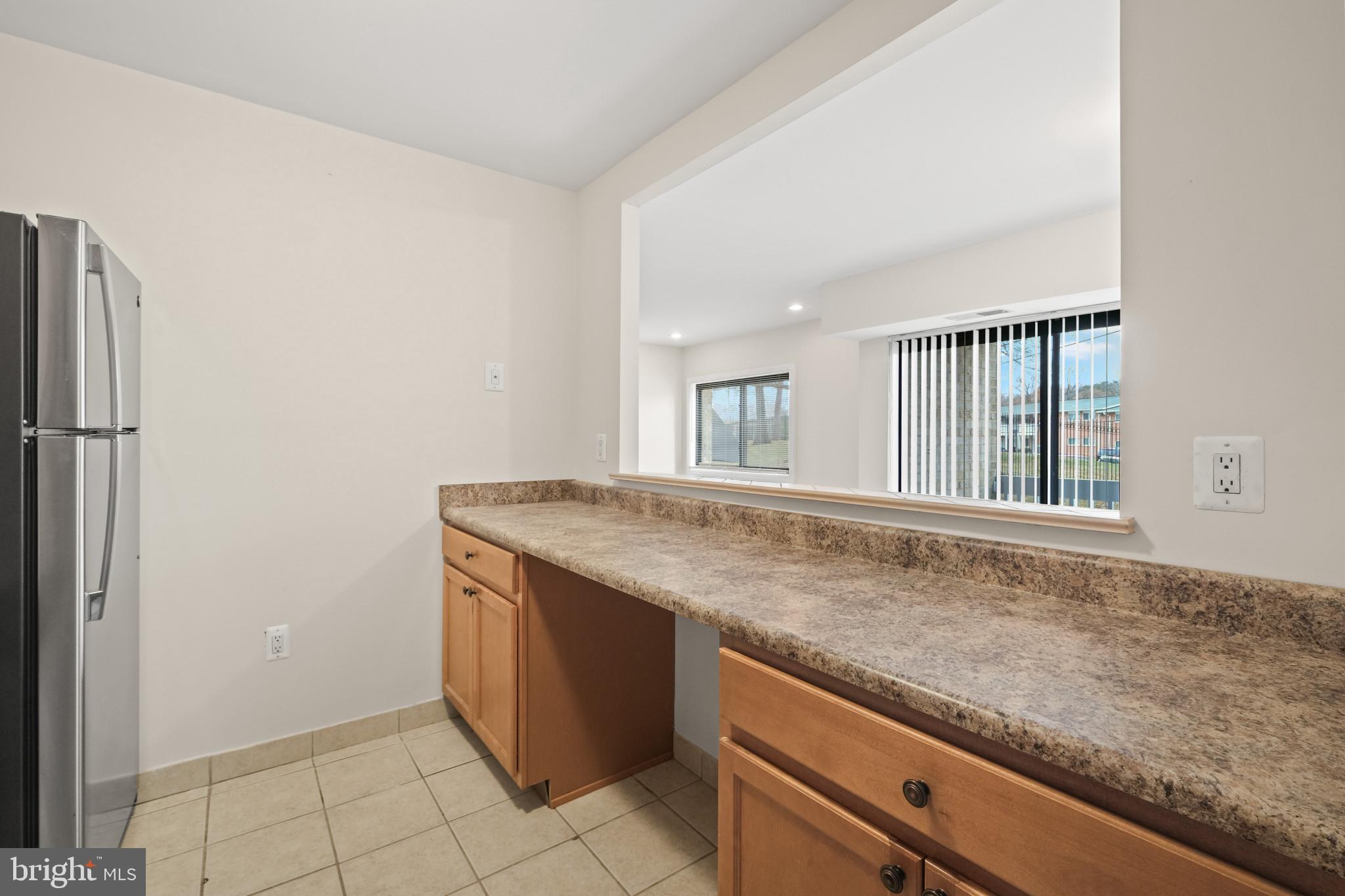 6308 Hil Mar DRIVE Unit: 8-7