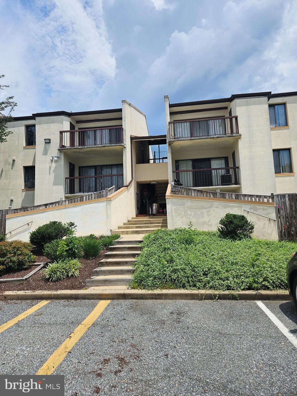 10122 Campus Way S #203-1a