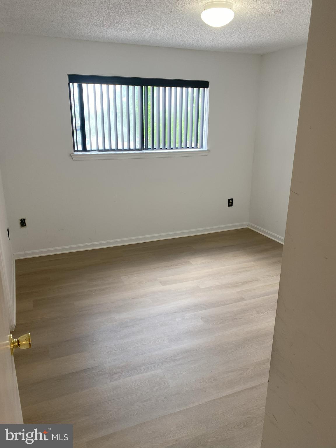 14002-E Korba Pl #4e