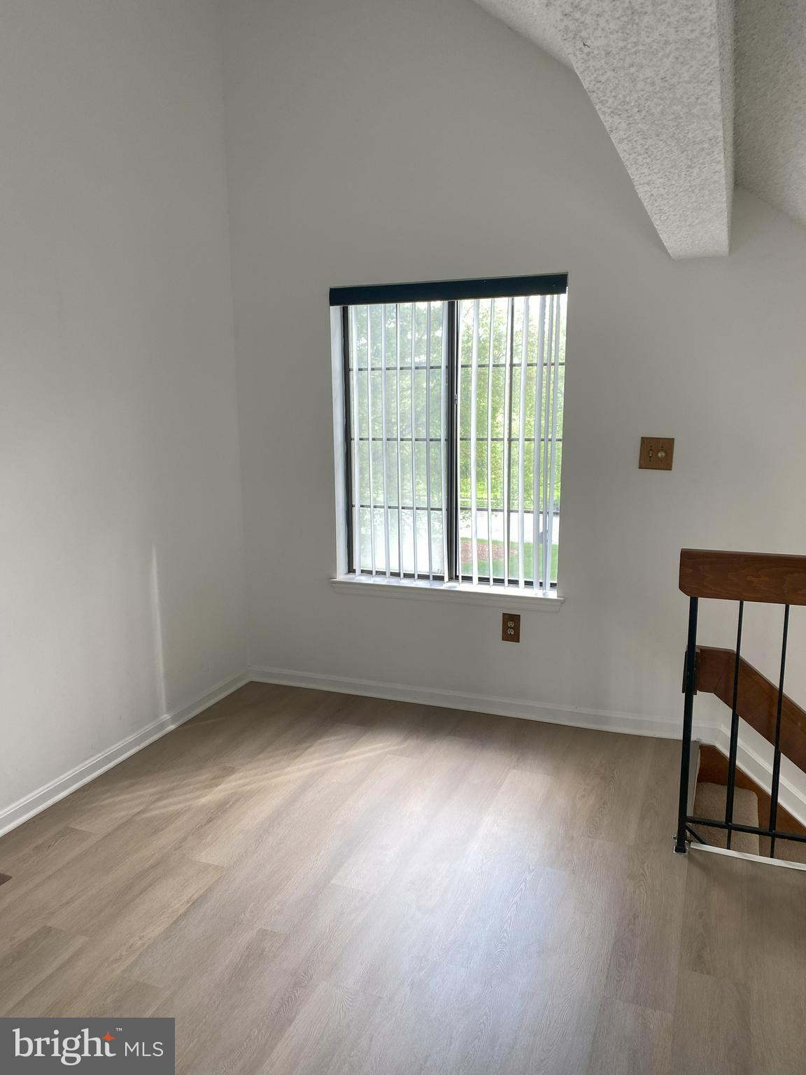 14002-E Korba Pl #4e