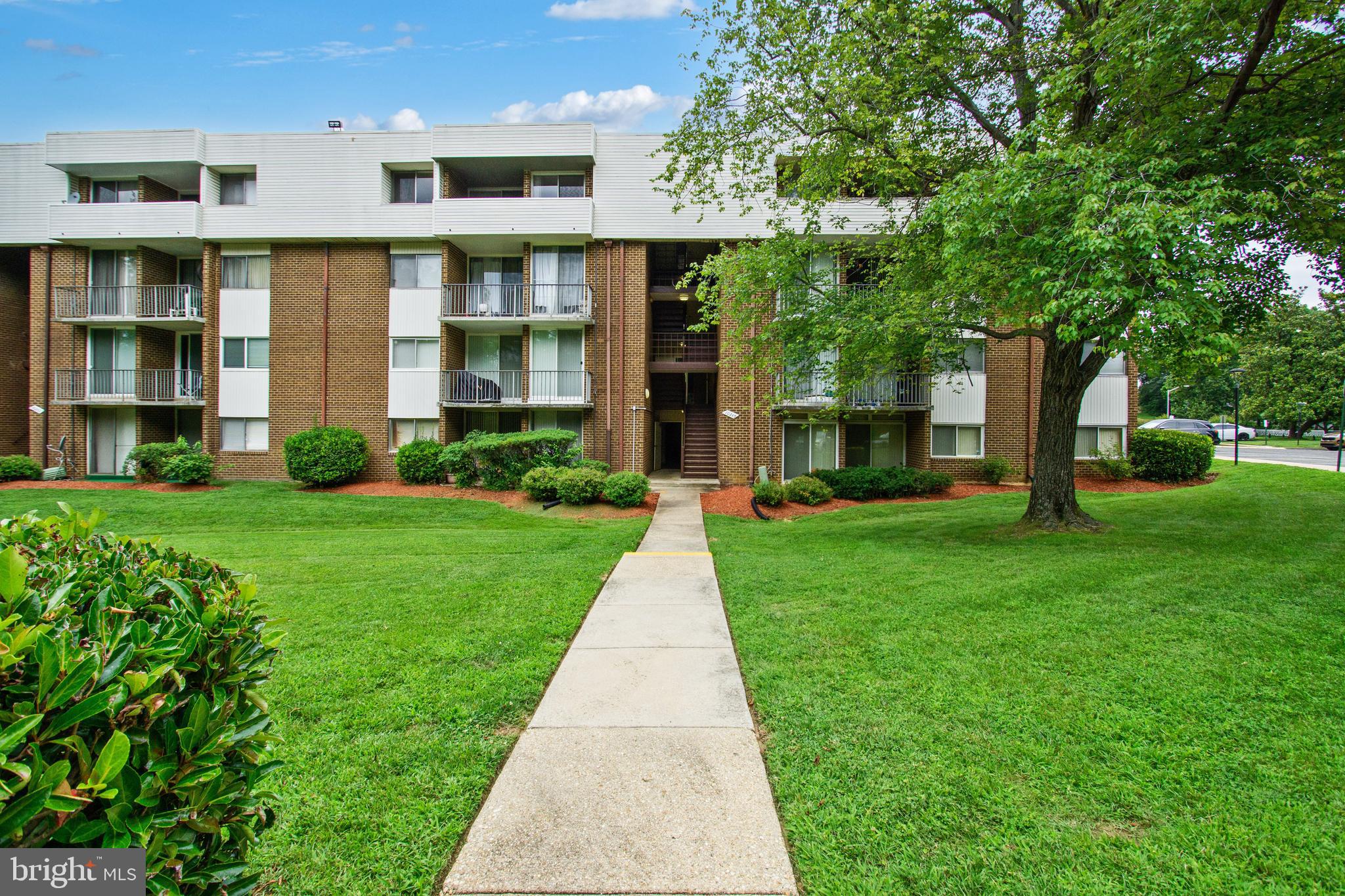 10249 Prince Pl #31-104