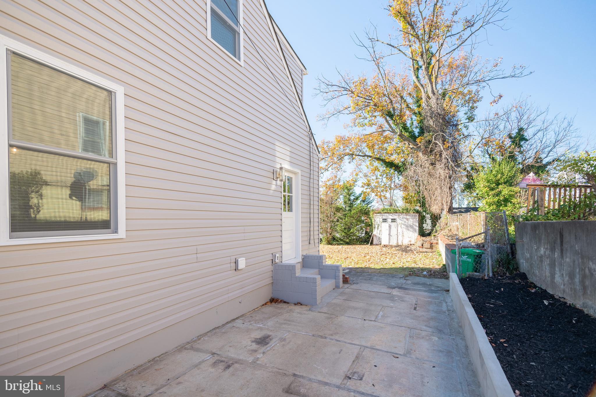 5606 Elberton Pl
