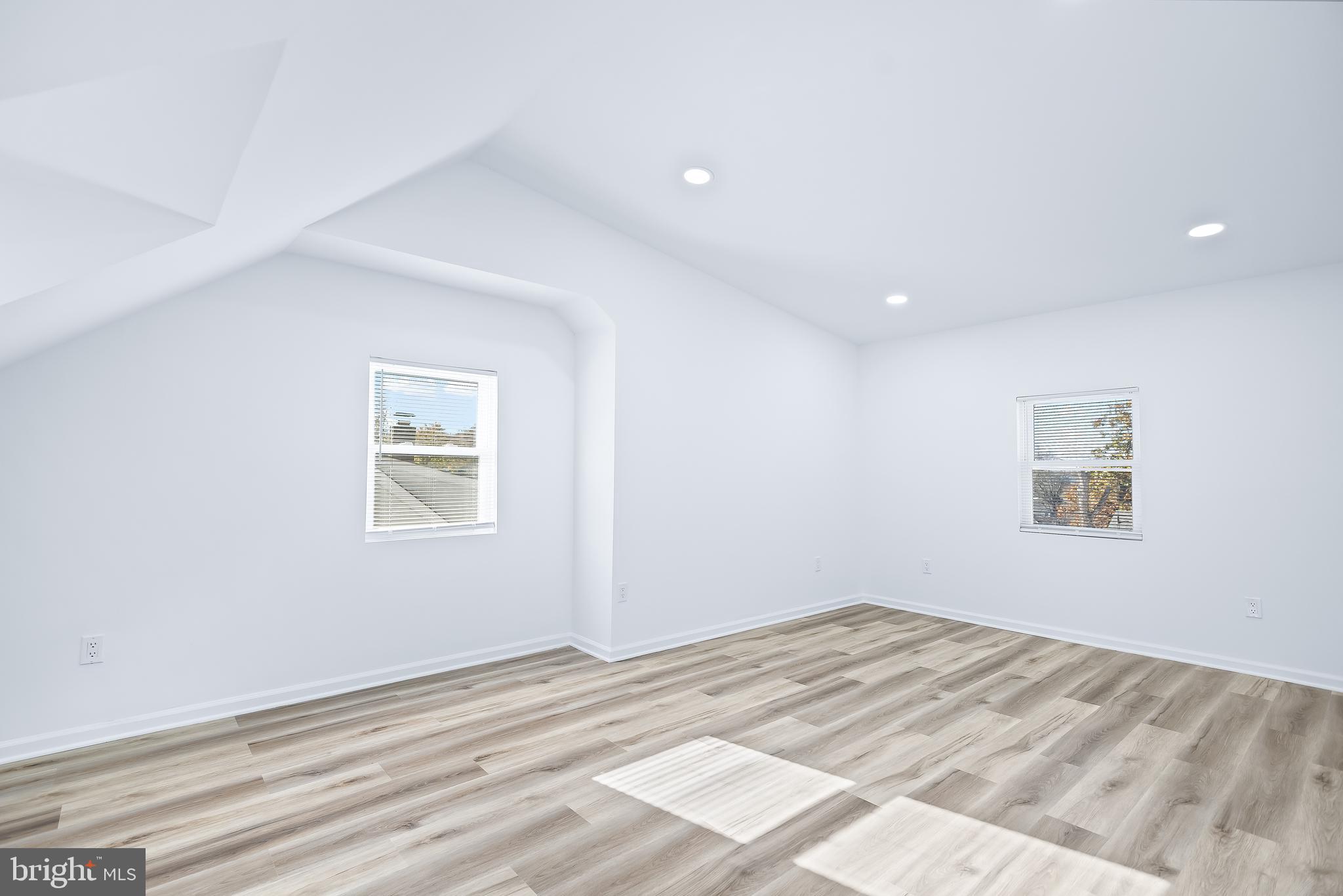 5606 Elberton Pl