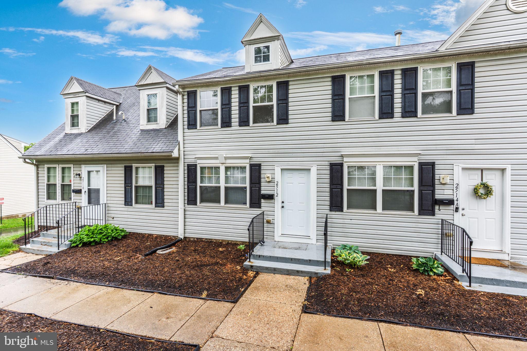 2512 Kent Village Dr
