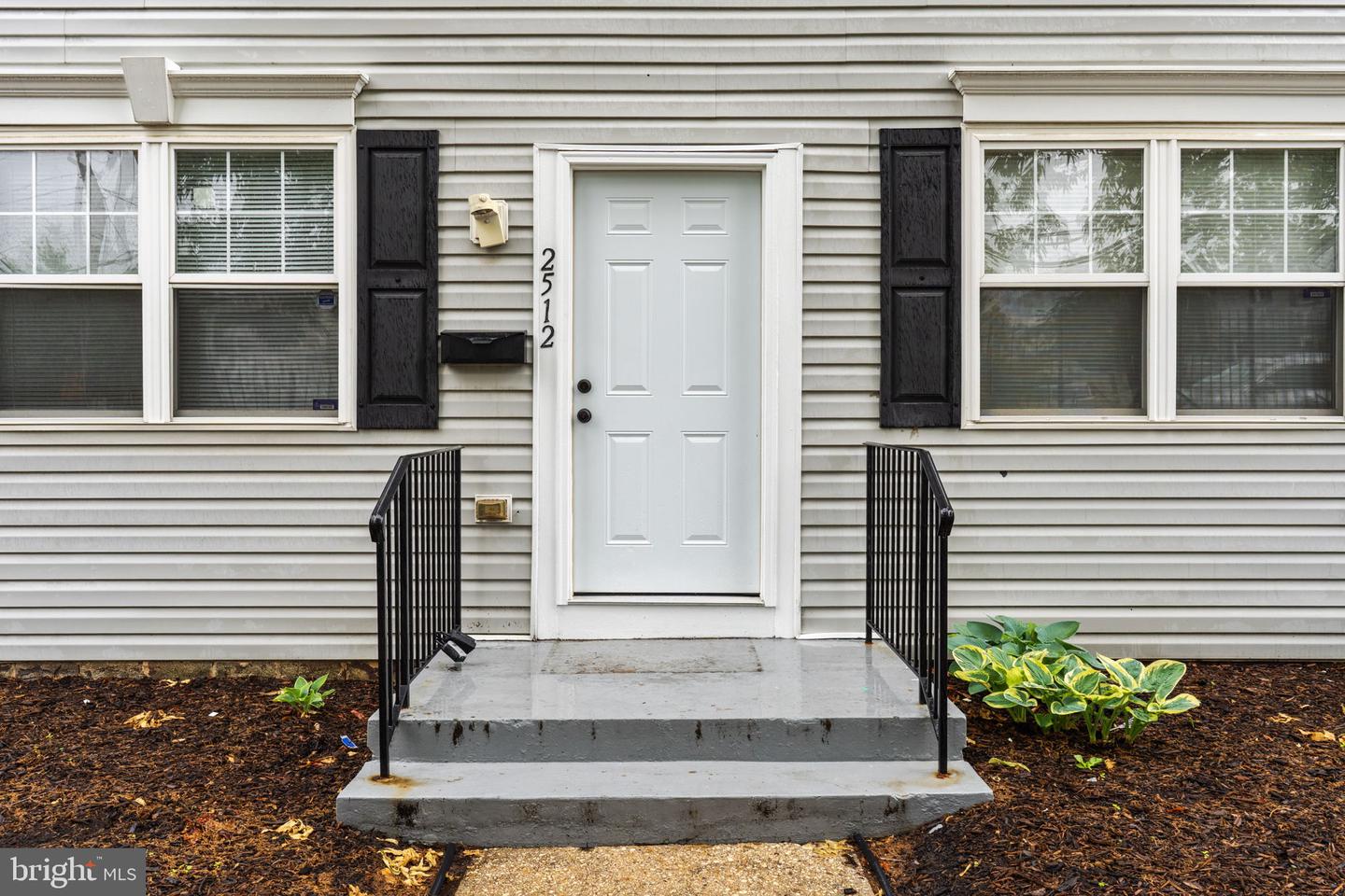 2512 Kent Village Dr