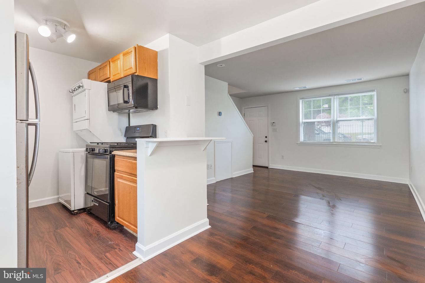 2512 Kent Village Dr
