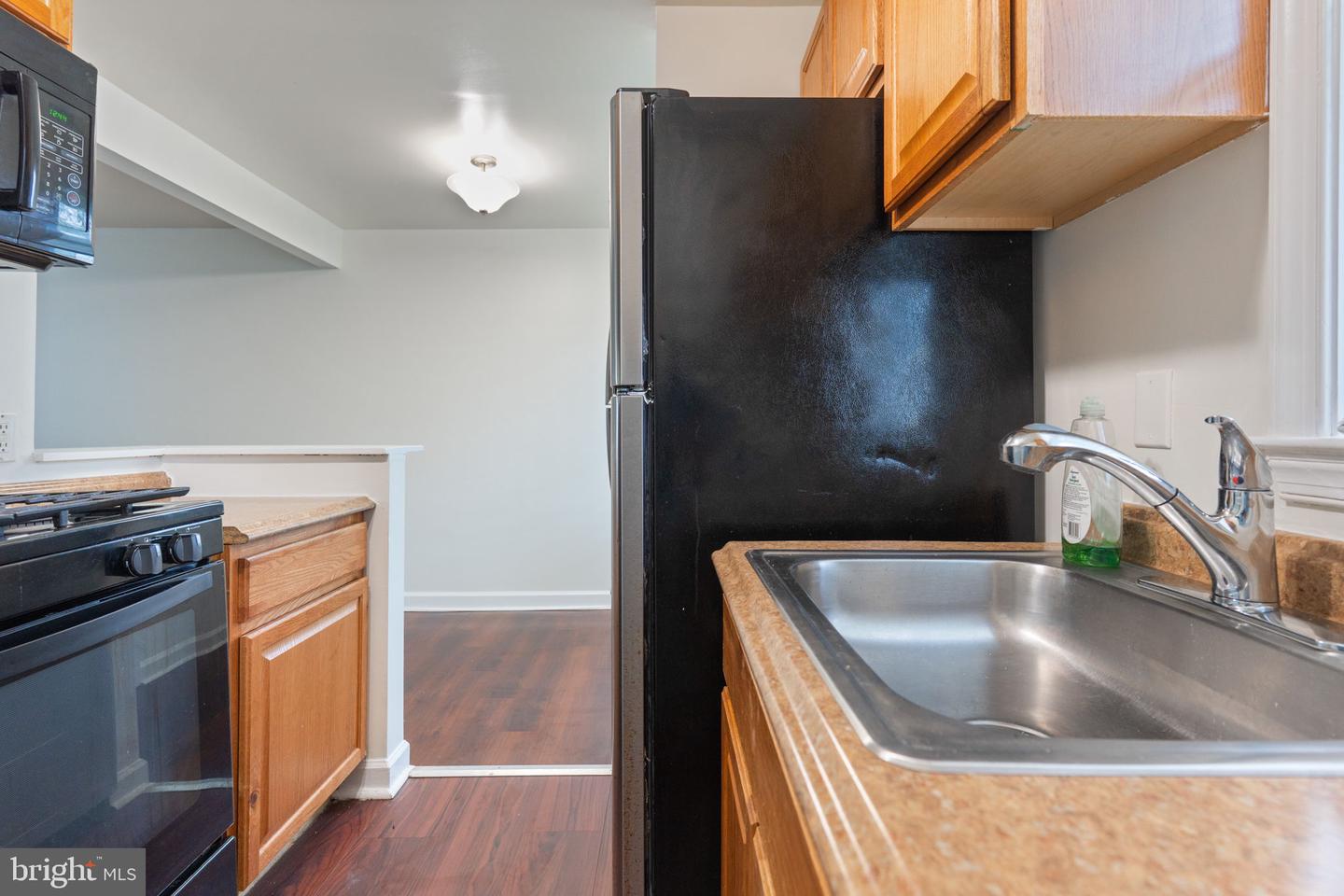 2512 Kent Village Dr