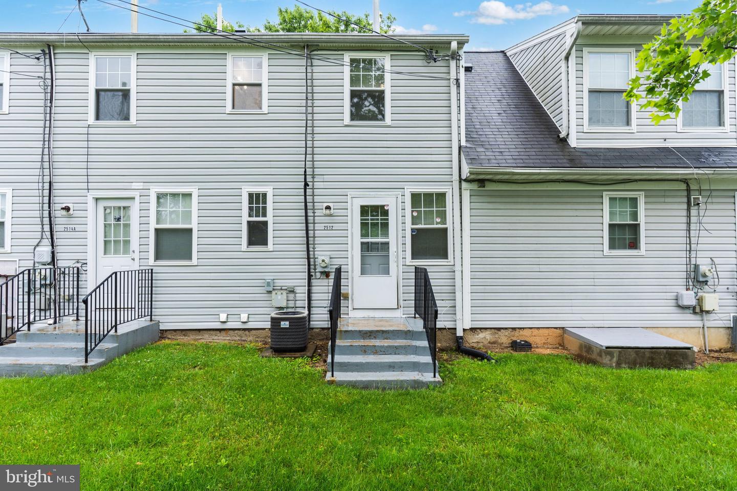 2512 Kent Village Dr
