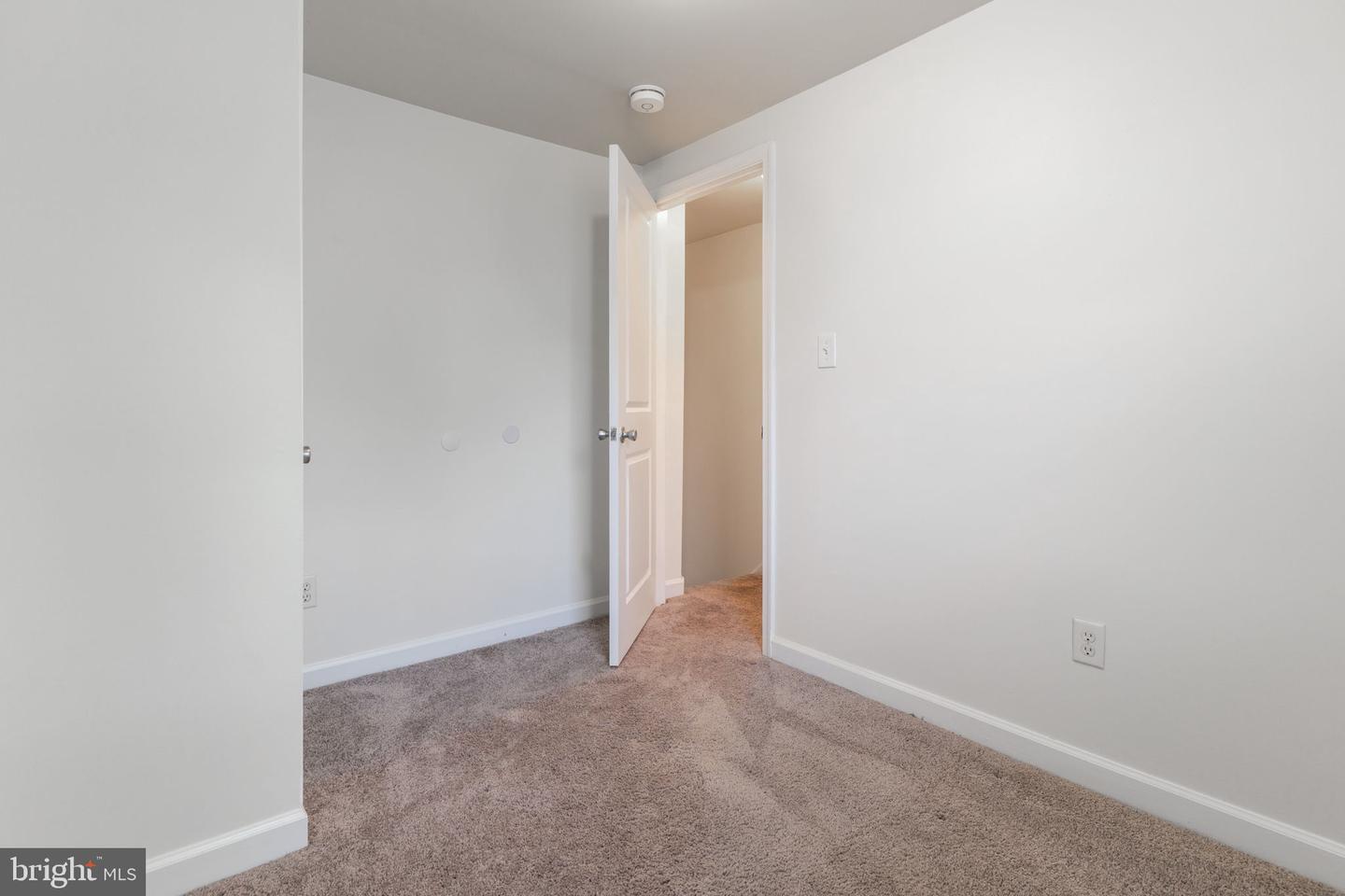 2512 Kent Village Dr