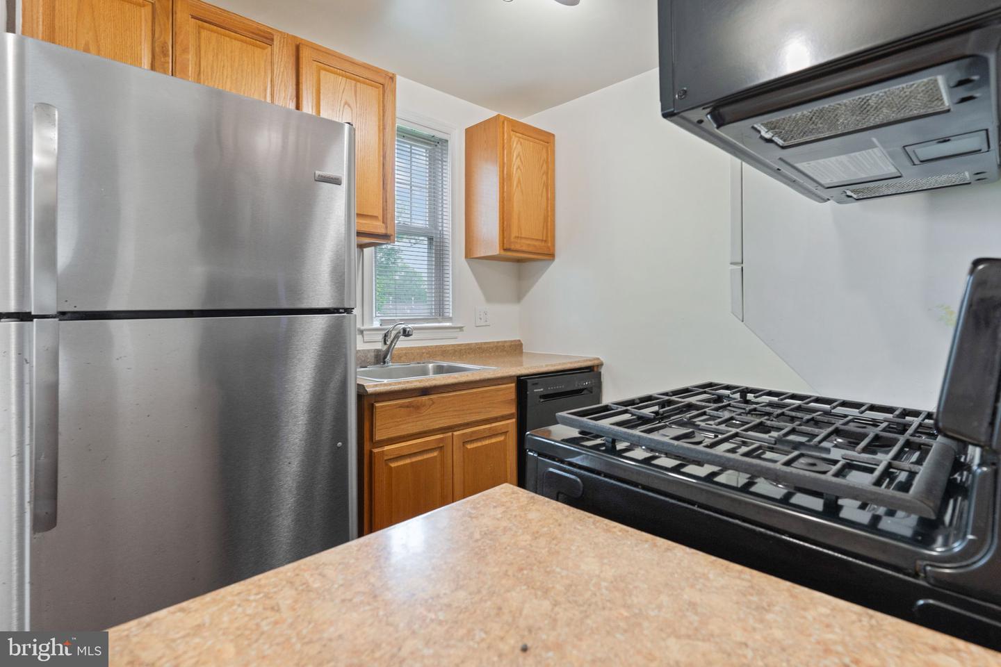 2512 Kent Village Dr