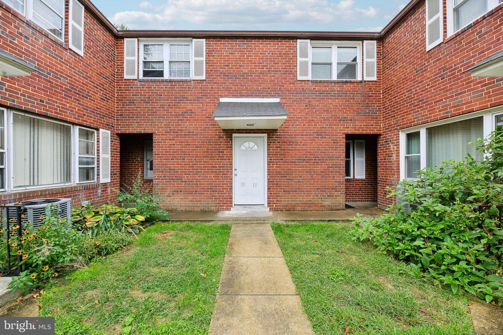 410 MAIN STREET 11