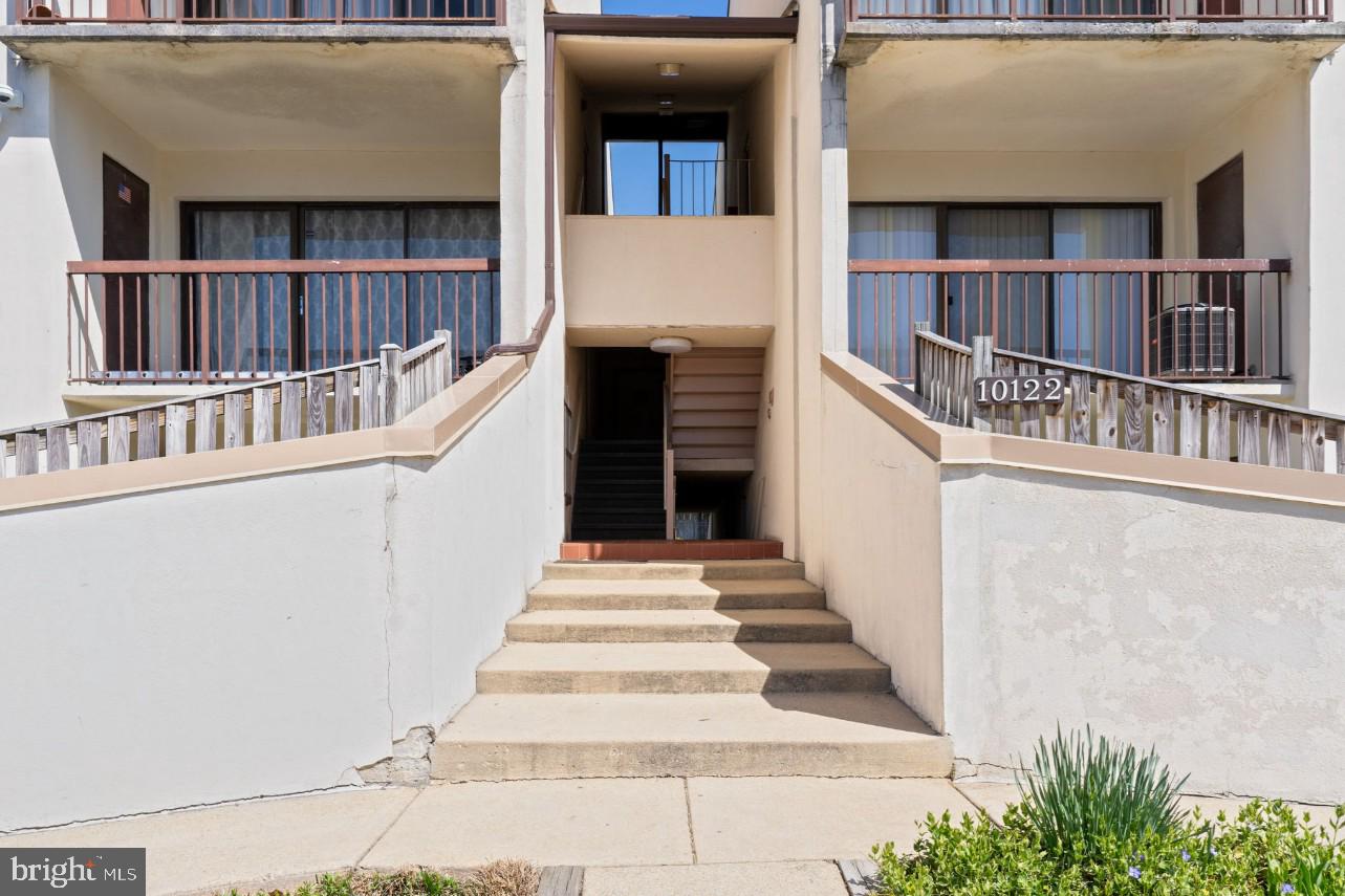 10122 CAMPUS WAY S 203-1A