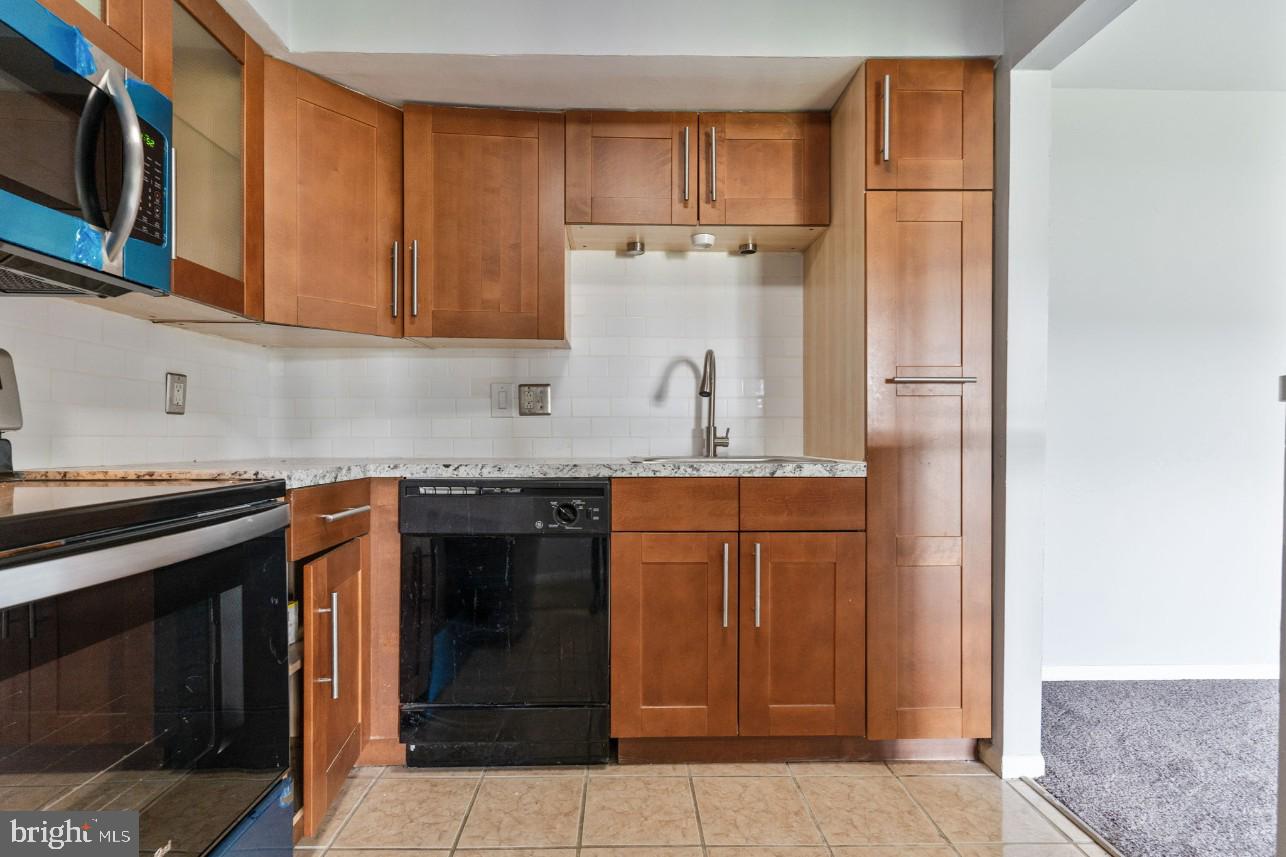 10122 CAMPUS WAY S 203-1A