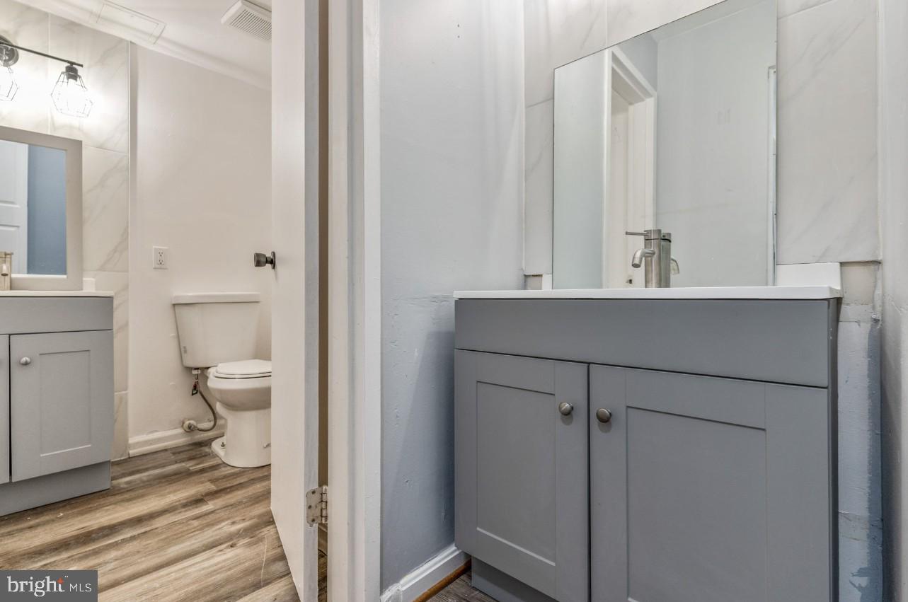 10122 CAMPUS WAY S 203-1A