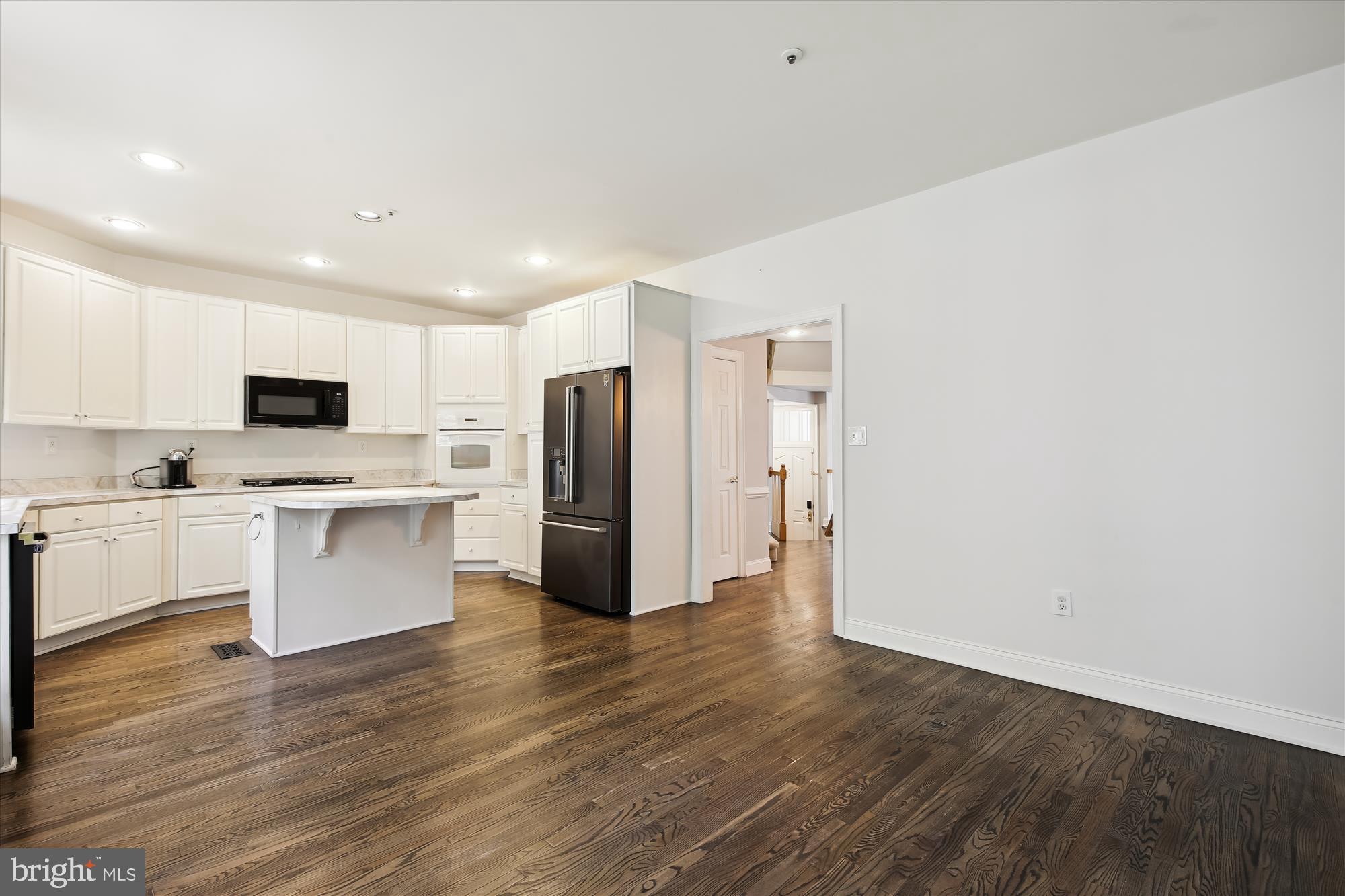 2312 N VAN BUREN COURT