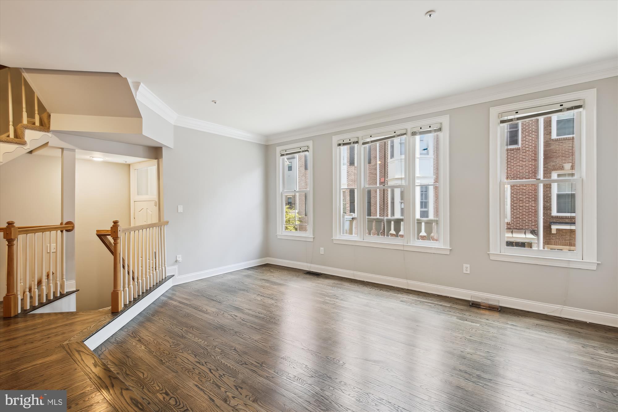 2312 N VAN BUREN COURT
