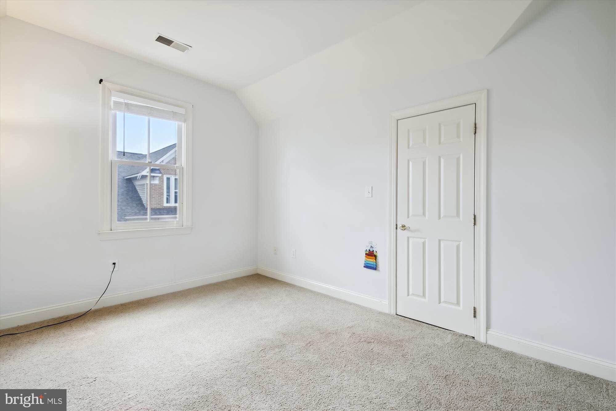 2312 N VAN BUREN COURT