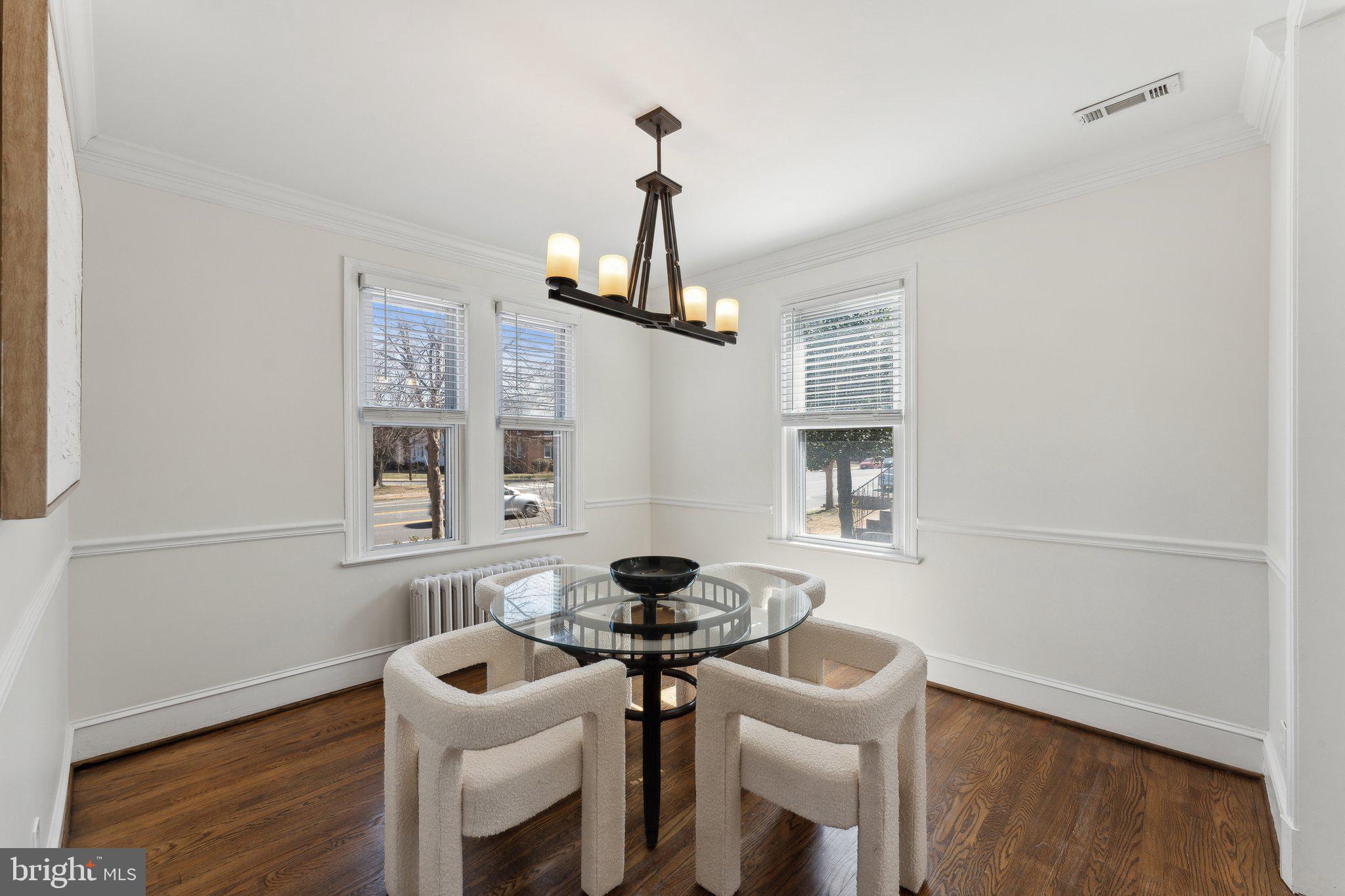600 S Walter Reed Dr