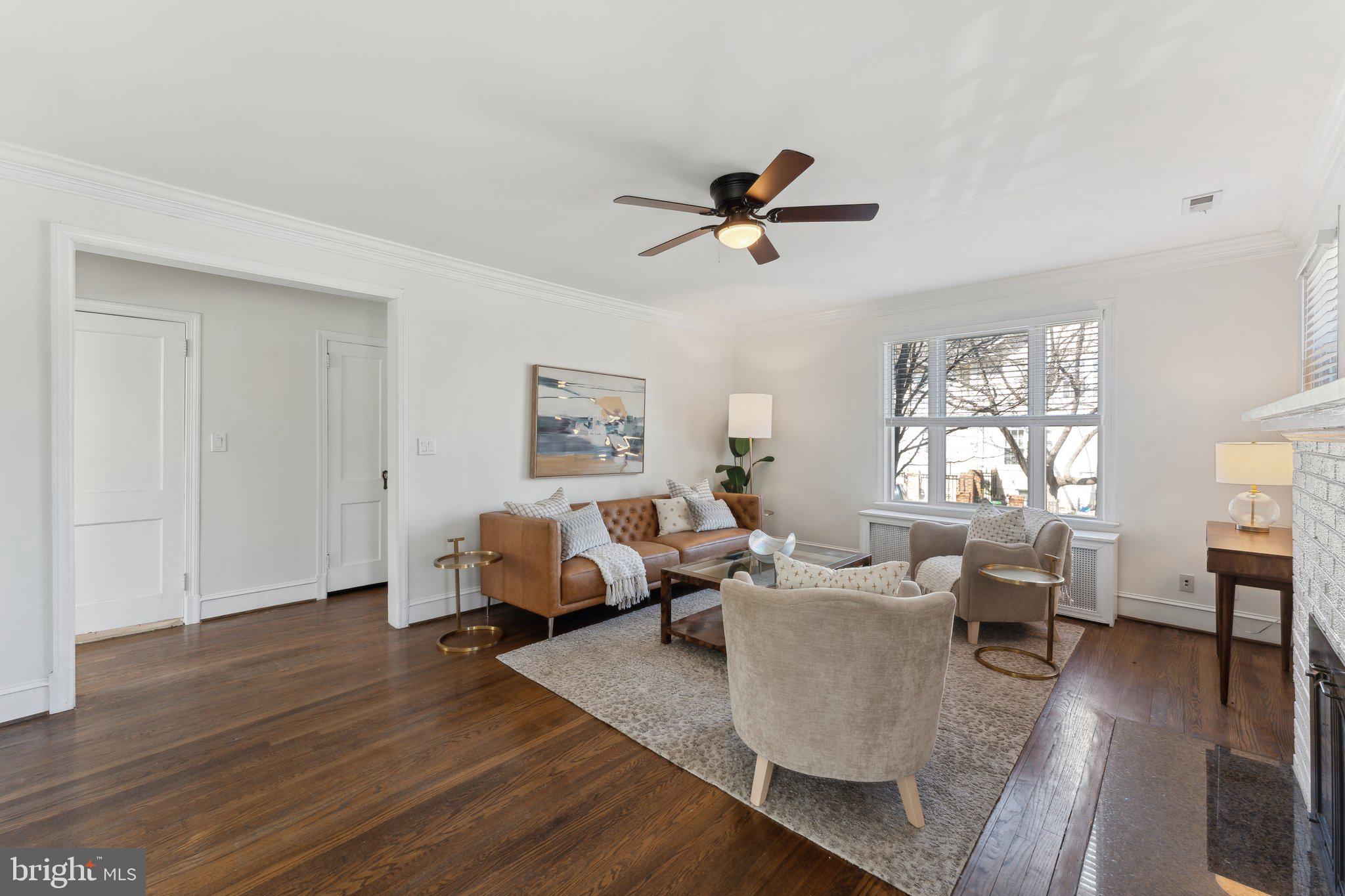 600 S Walter Reed Dr