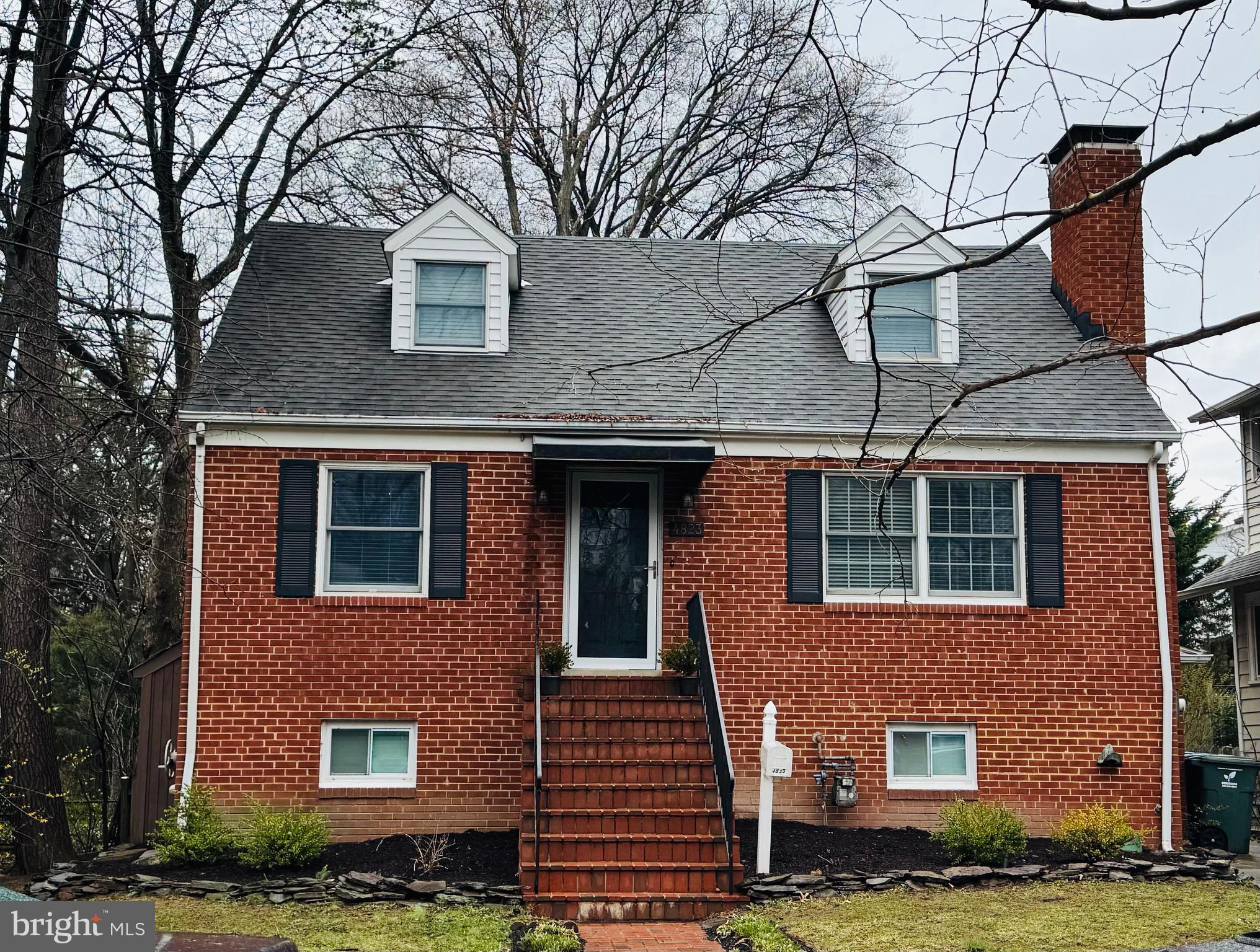 4823 24TH RD N