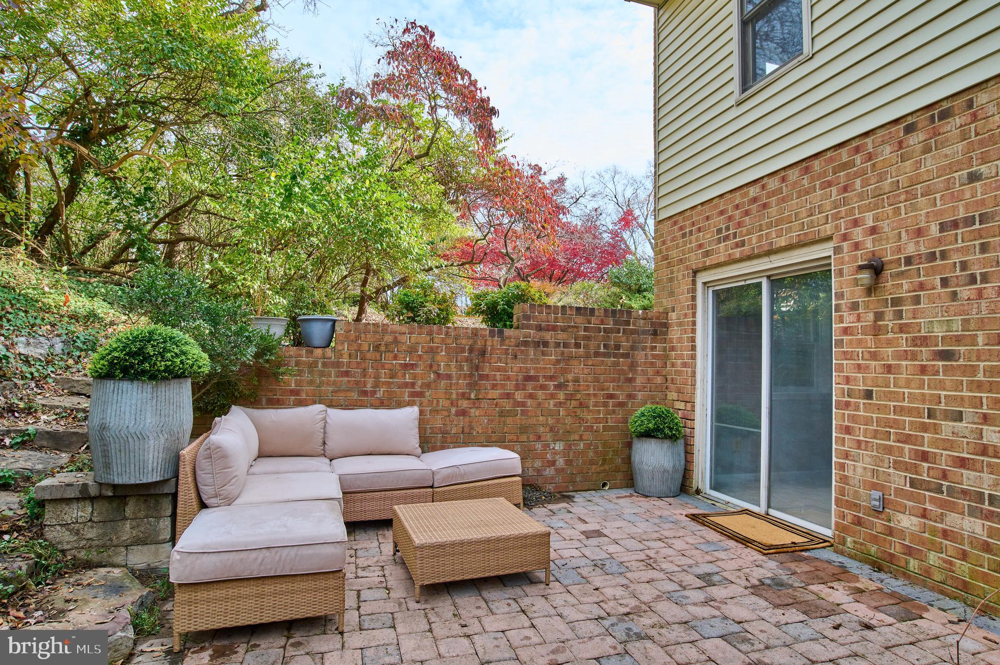 641 N ABINGDON STREET