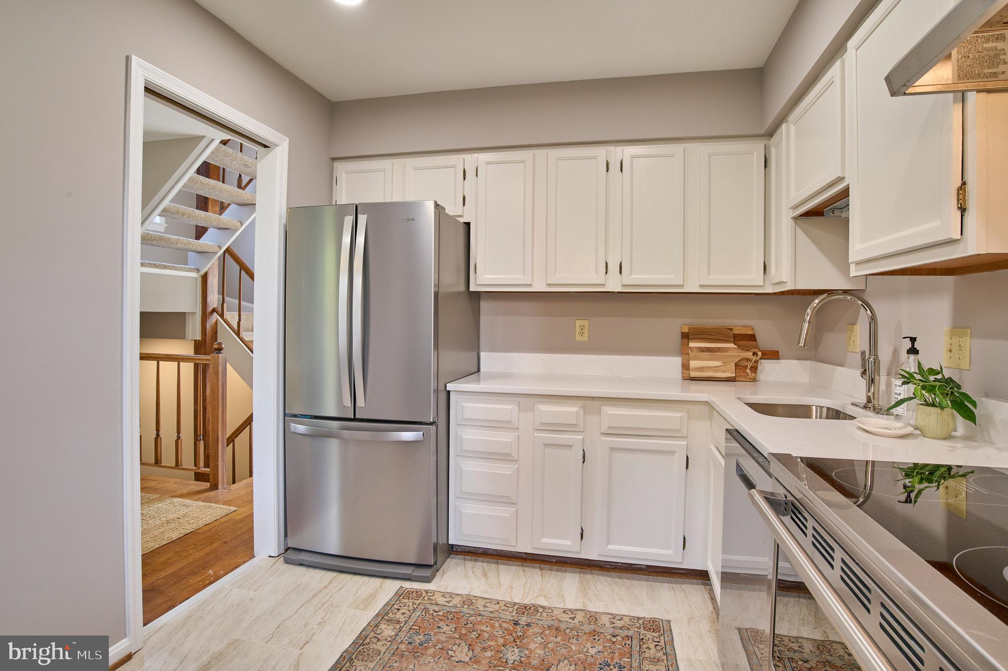 641 N ABINGDON STREET