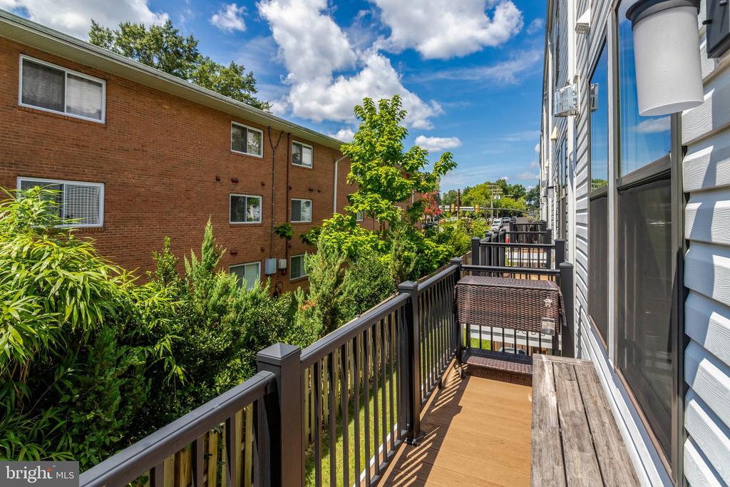 1020 S TAYLOR COURT