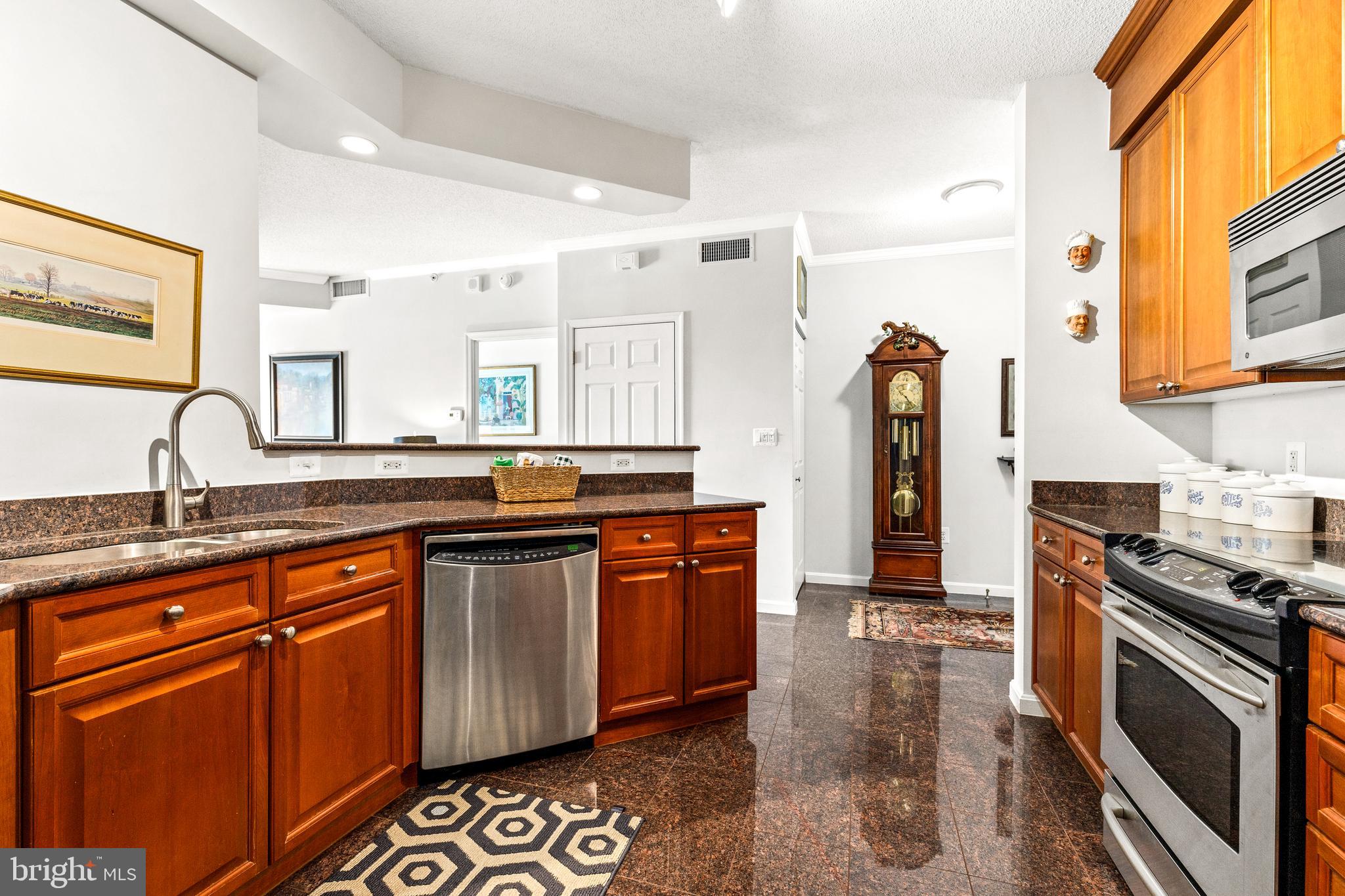 3101 N Hampton Dr #1501