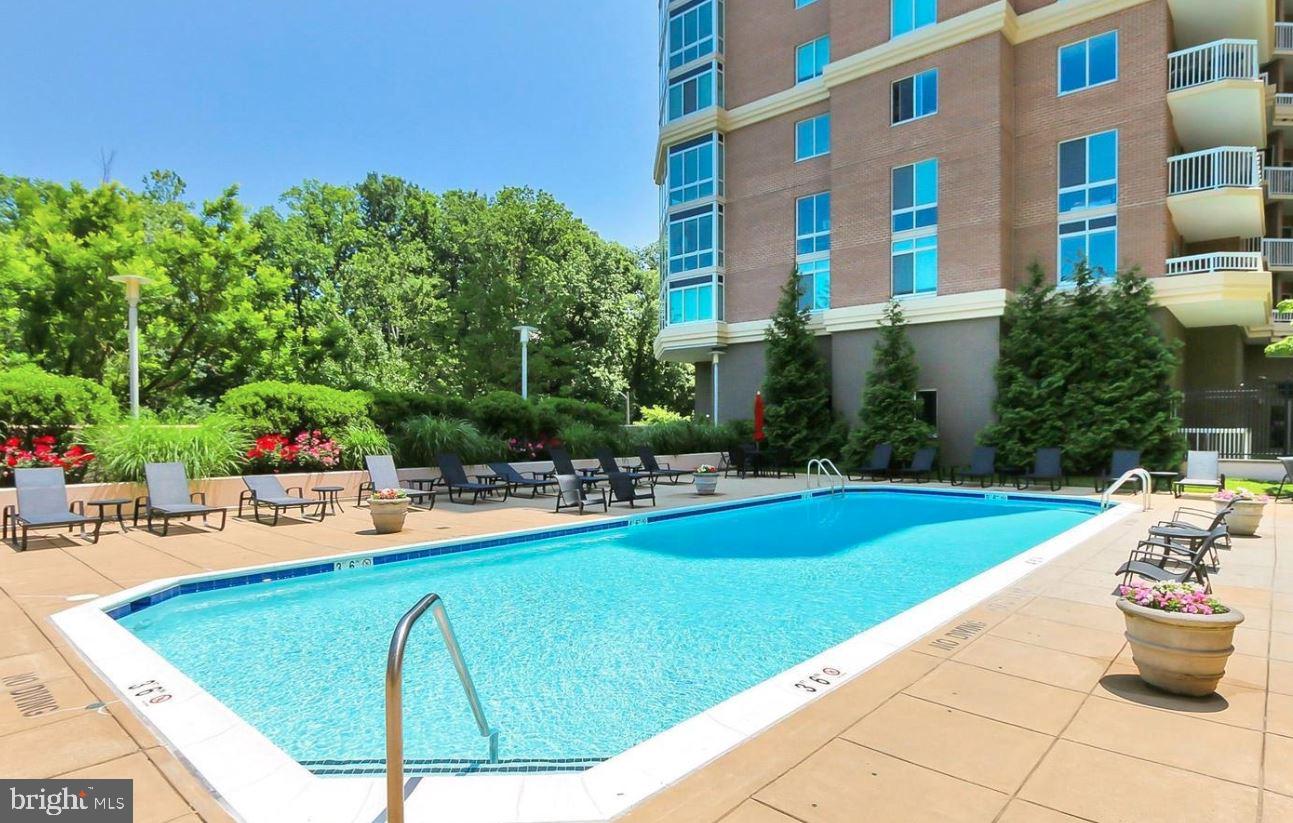 3101 N Hampton Dr #1501