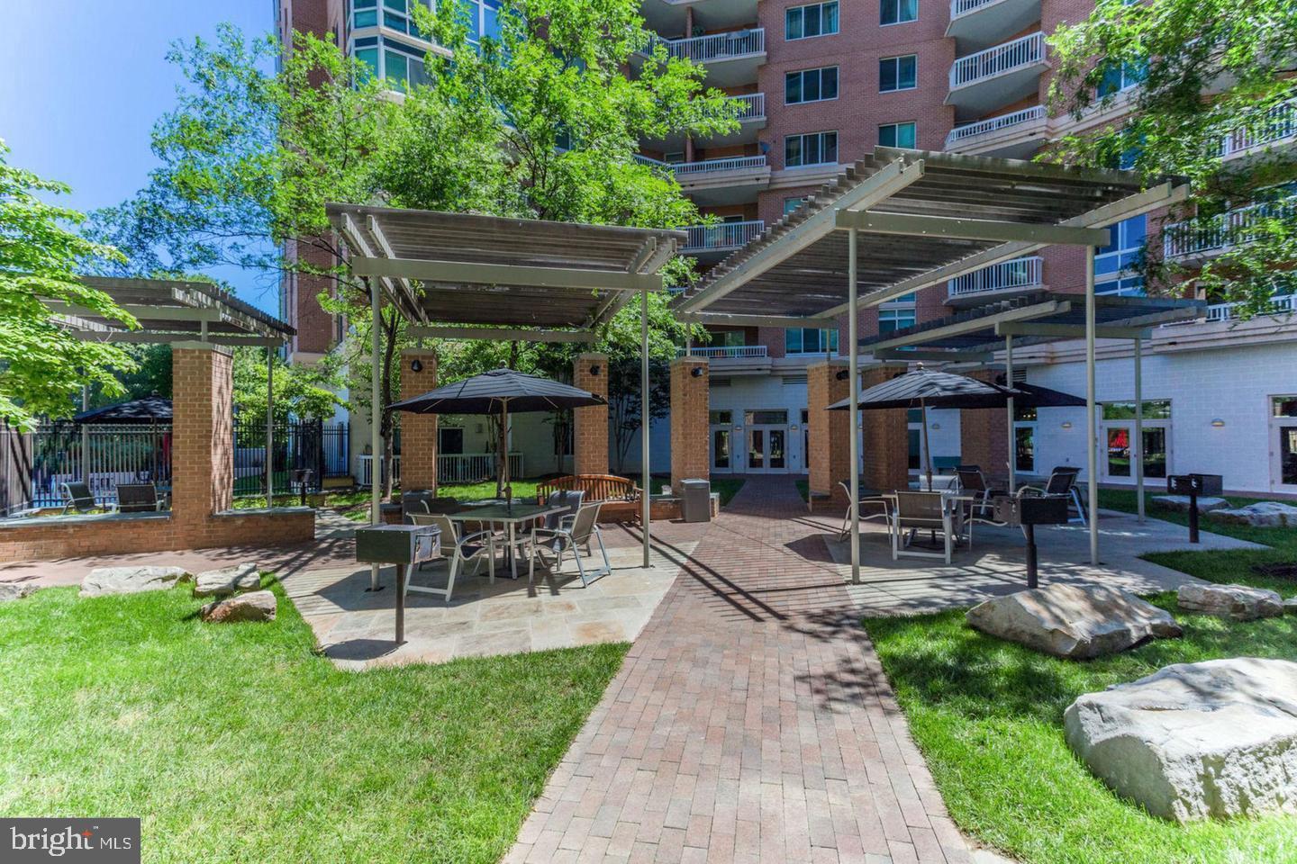 3101 N Hampton Dr #1501