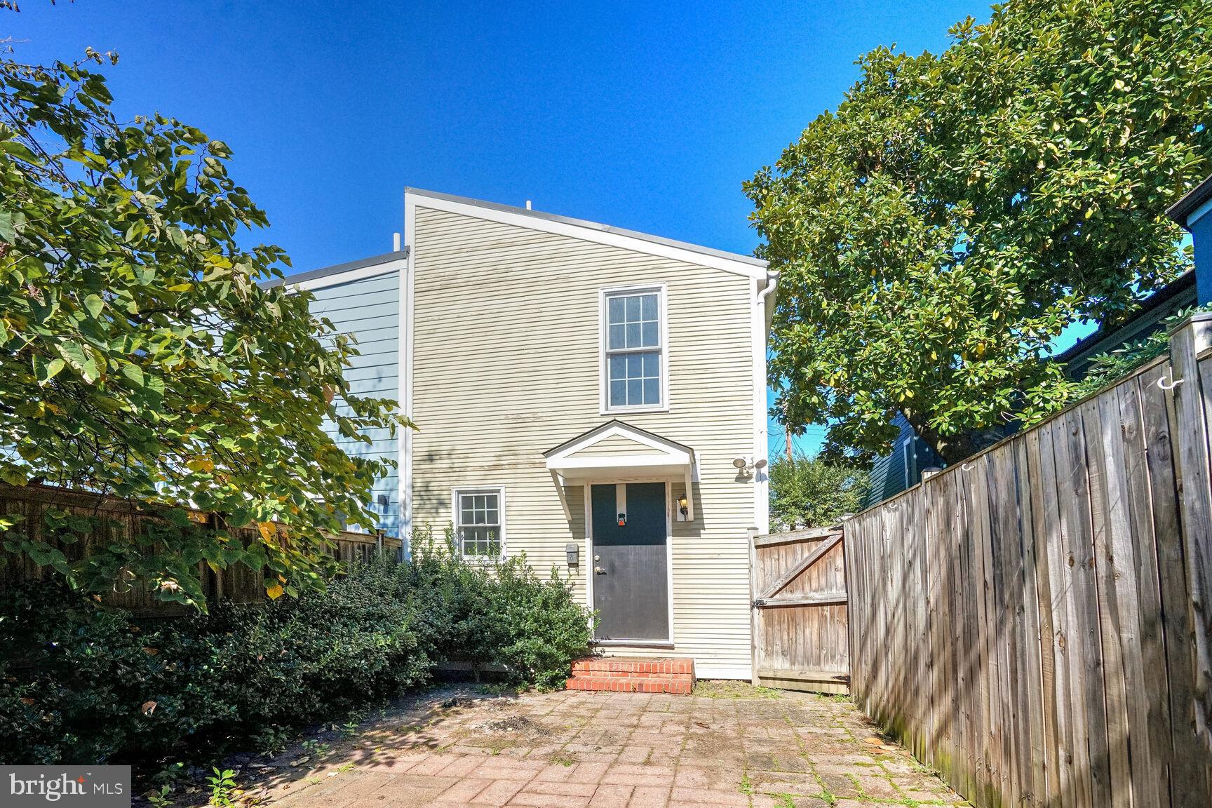 1224 Prince St