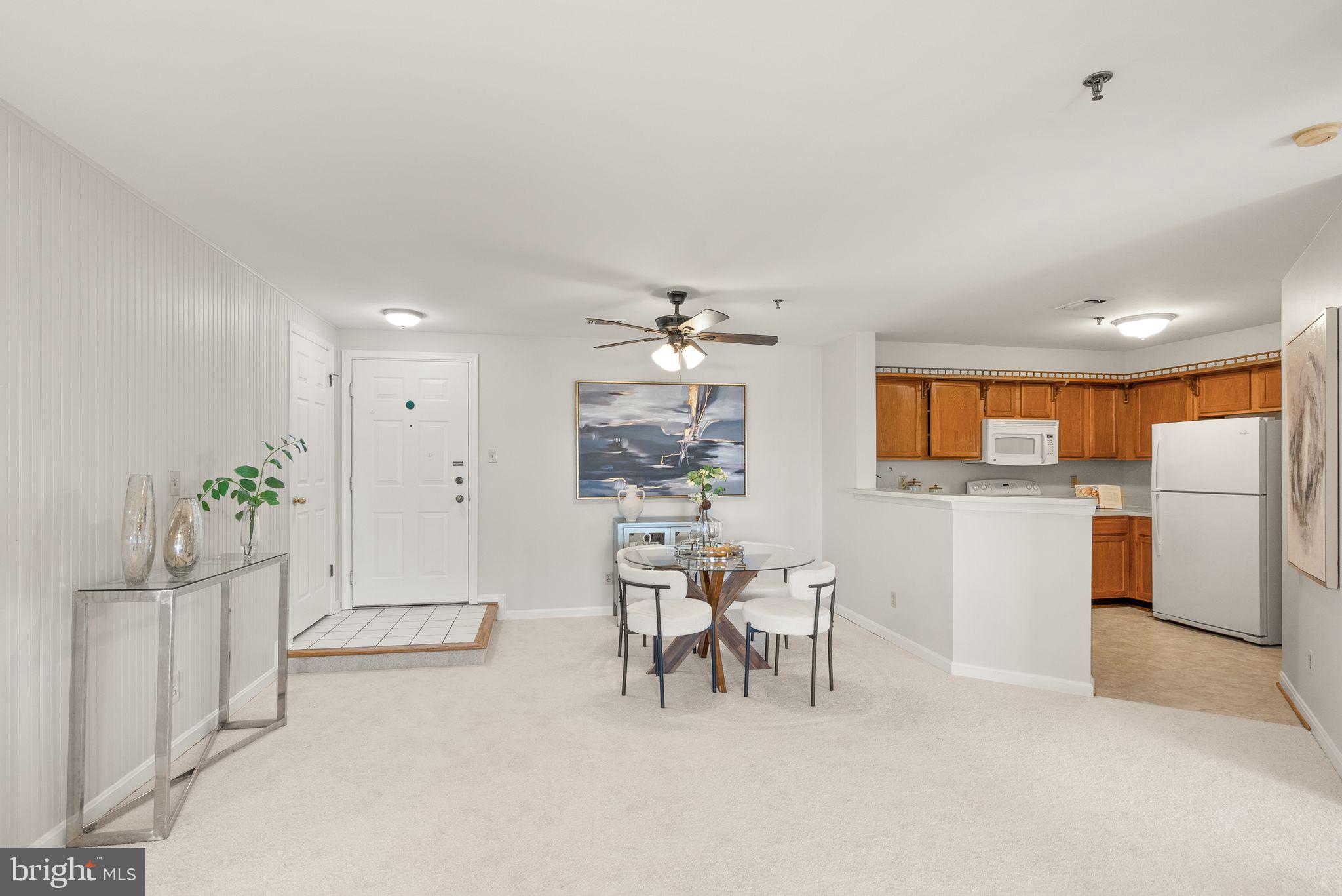 1100 Quaker Hill Dr #422