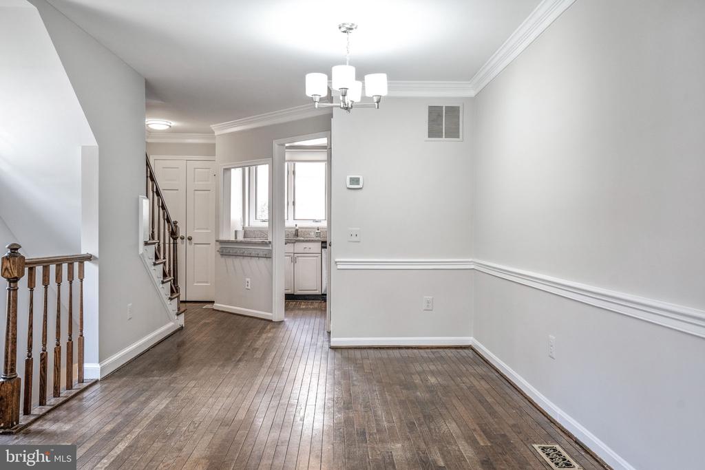 1203 MICHIGAN CT