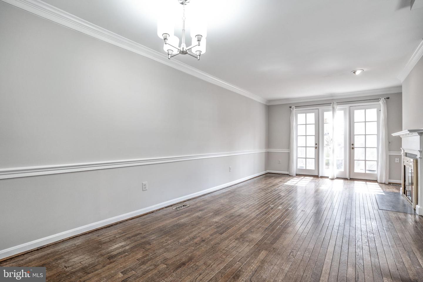 1203 MICHIGAN CT