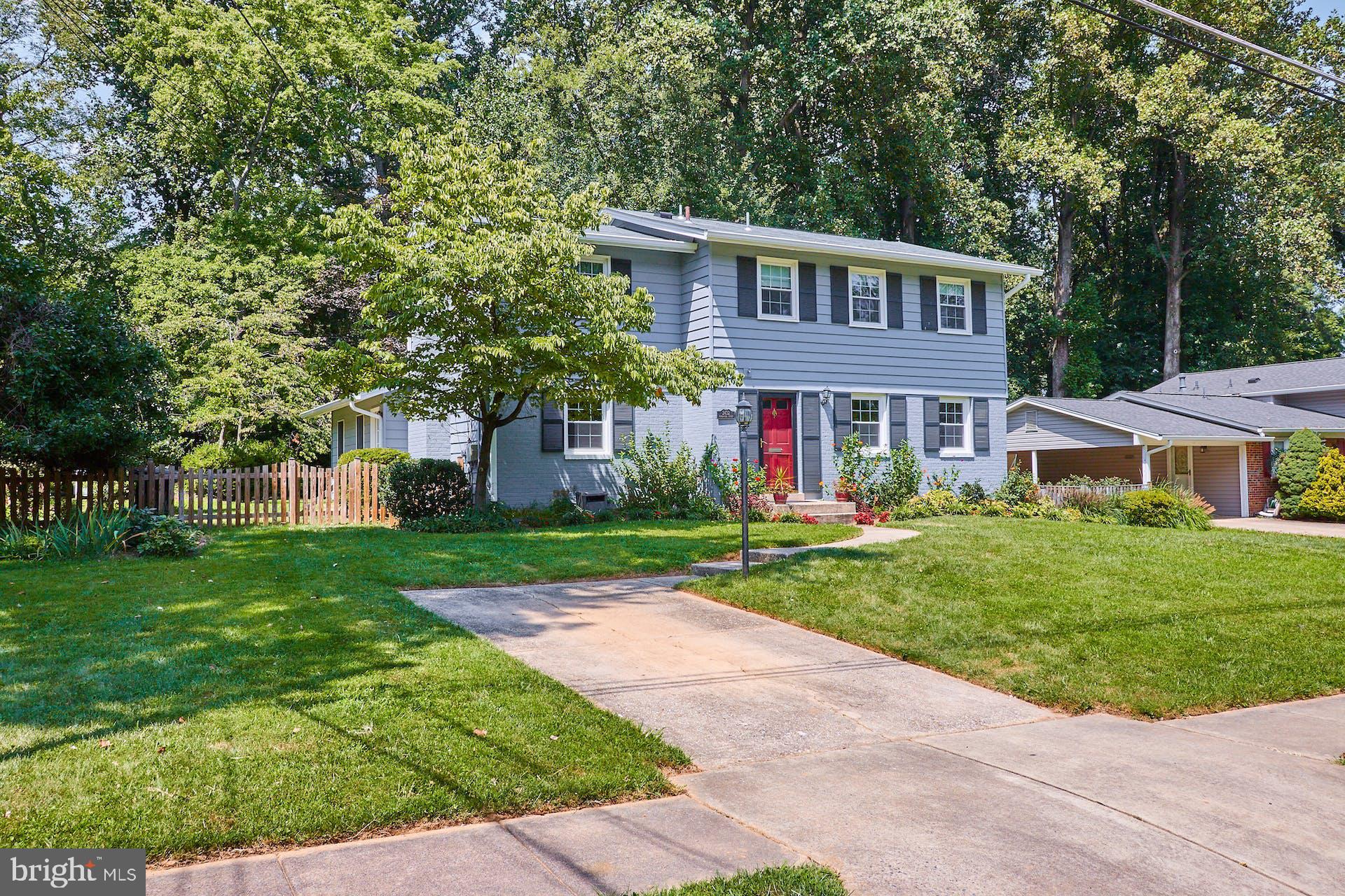 2432 Rockbridge STREET