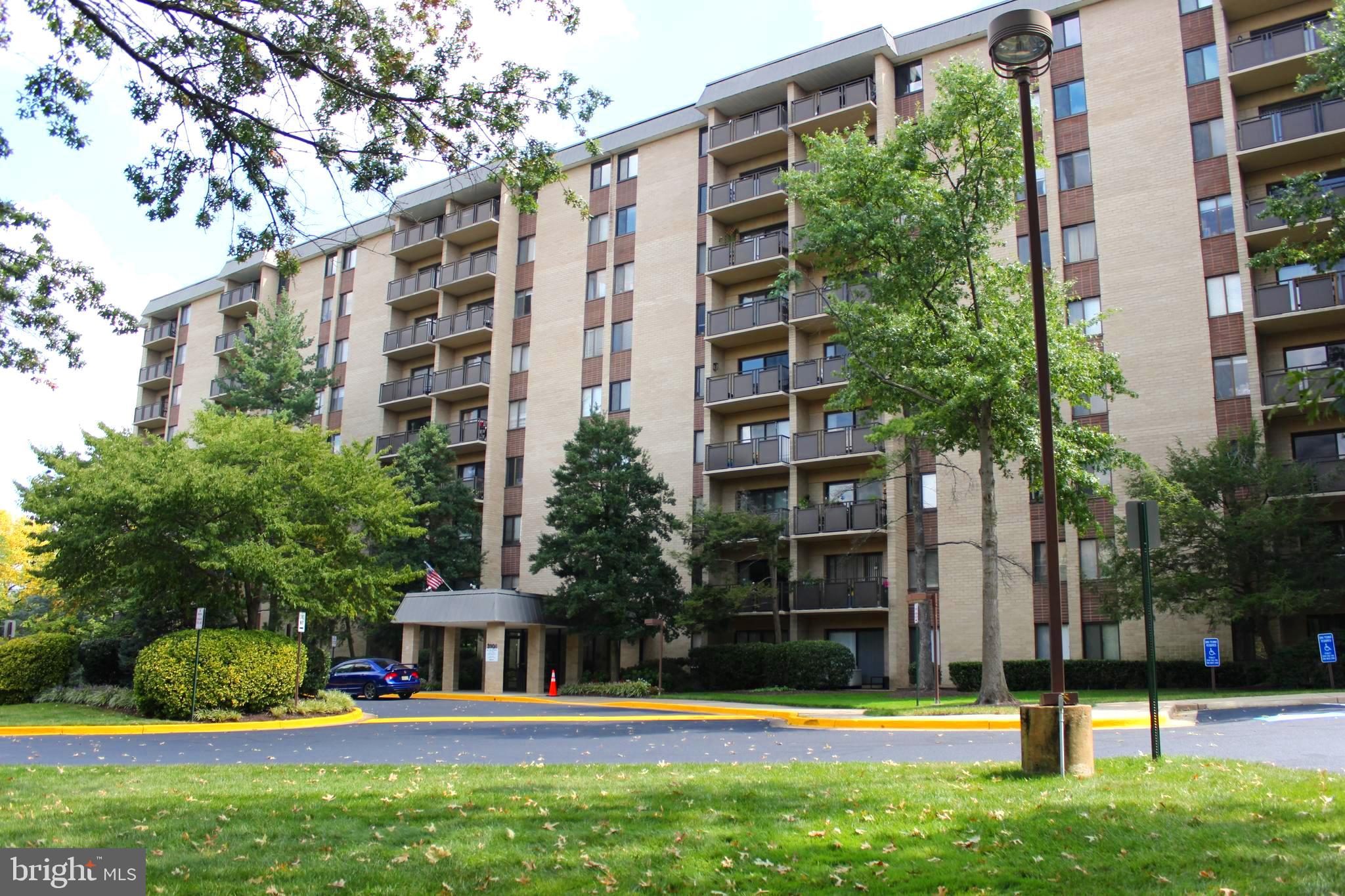 3101 S Manchester STREET Unit: 201