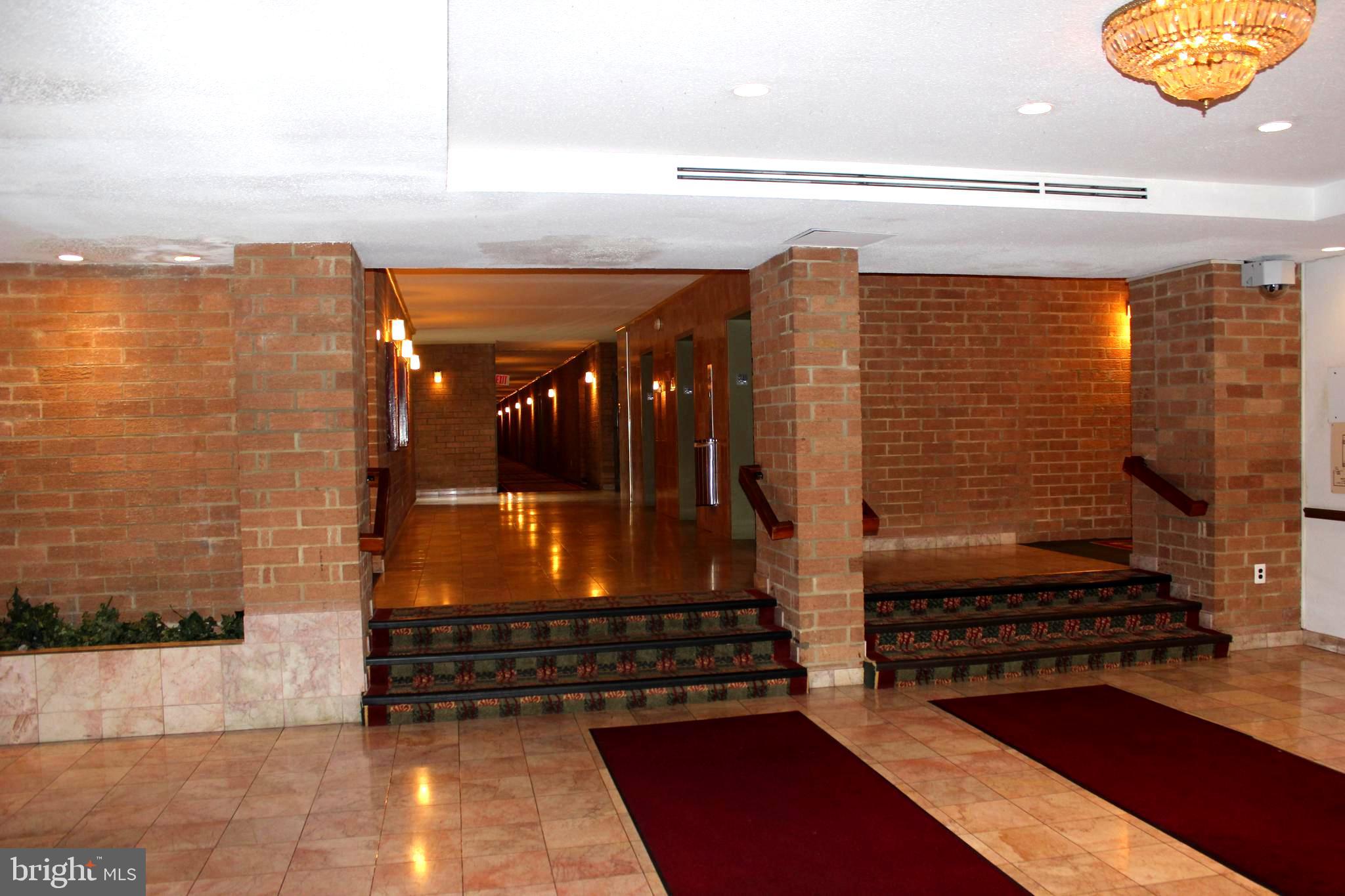 3101 S Manchester STREET Unit: 201