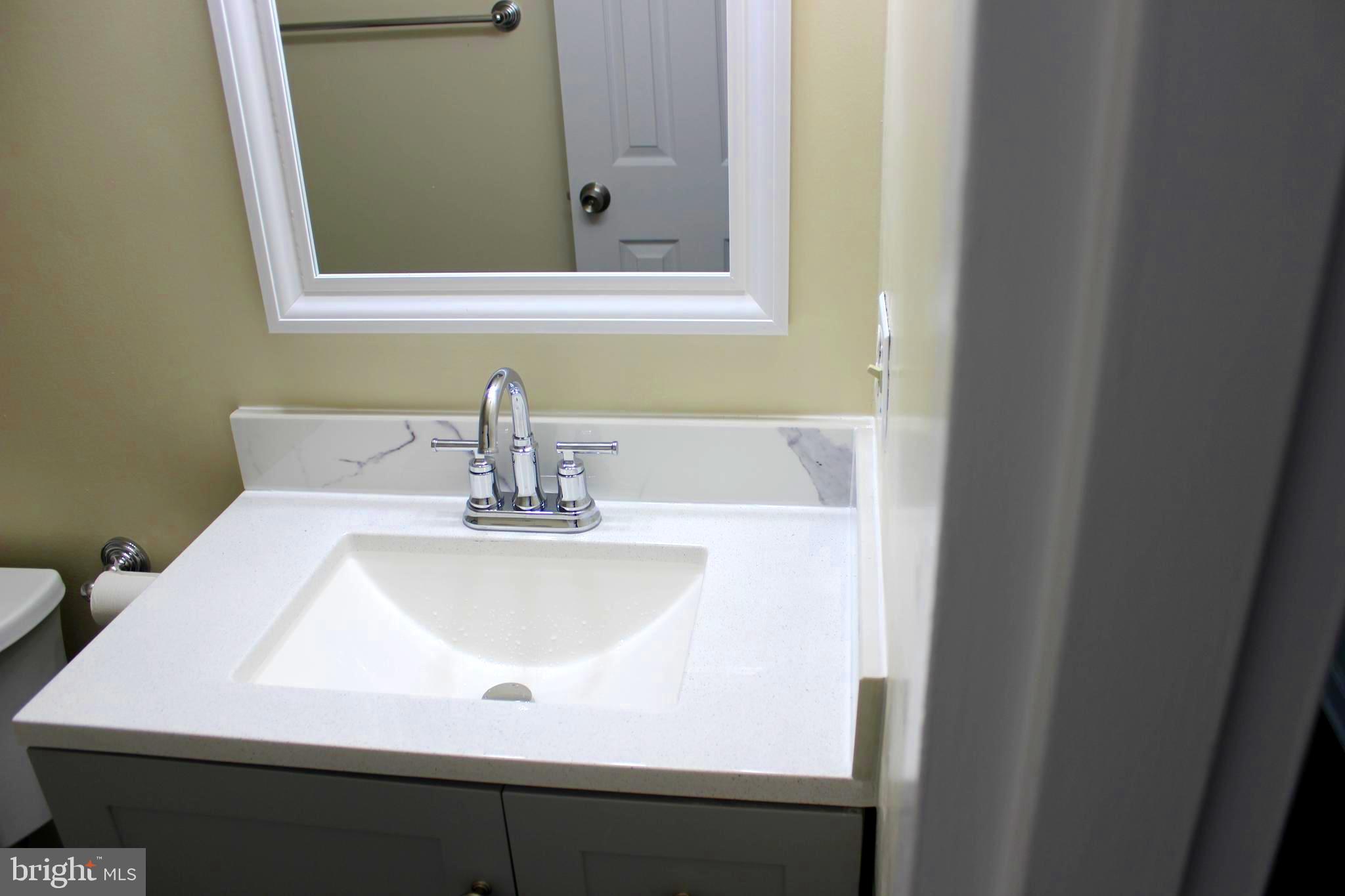 3101 S Manchester STREET Unit: 201
