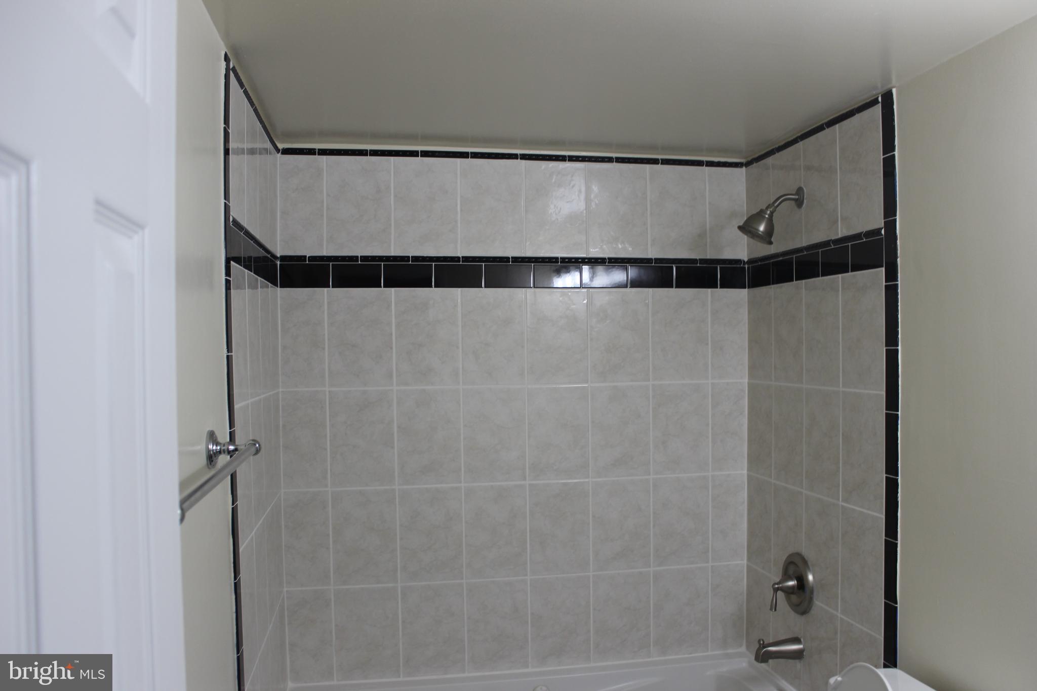 3101 S Manchester STREET Unit: 201
