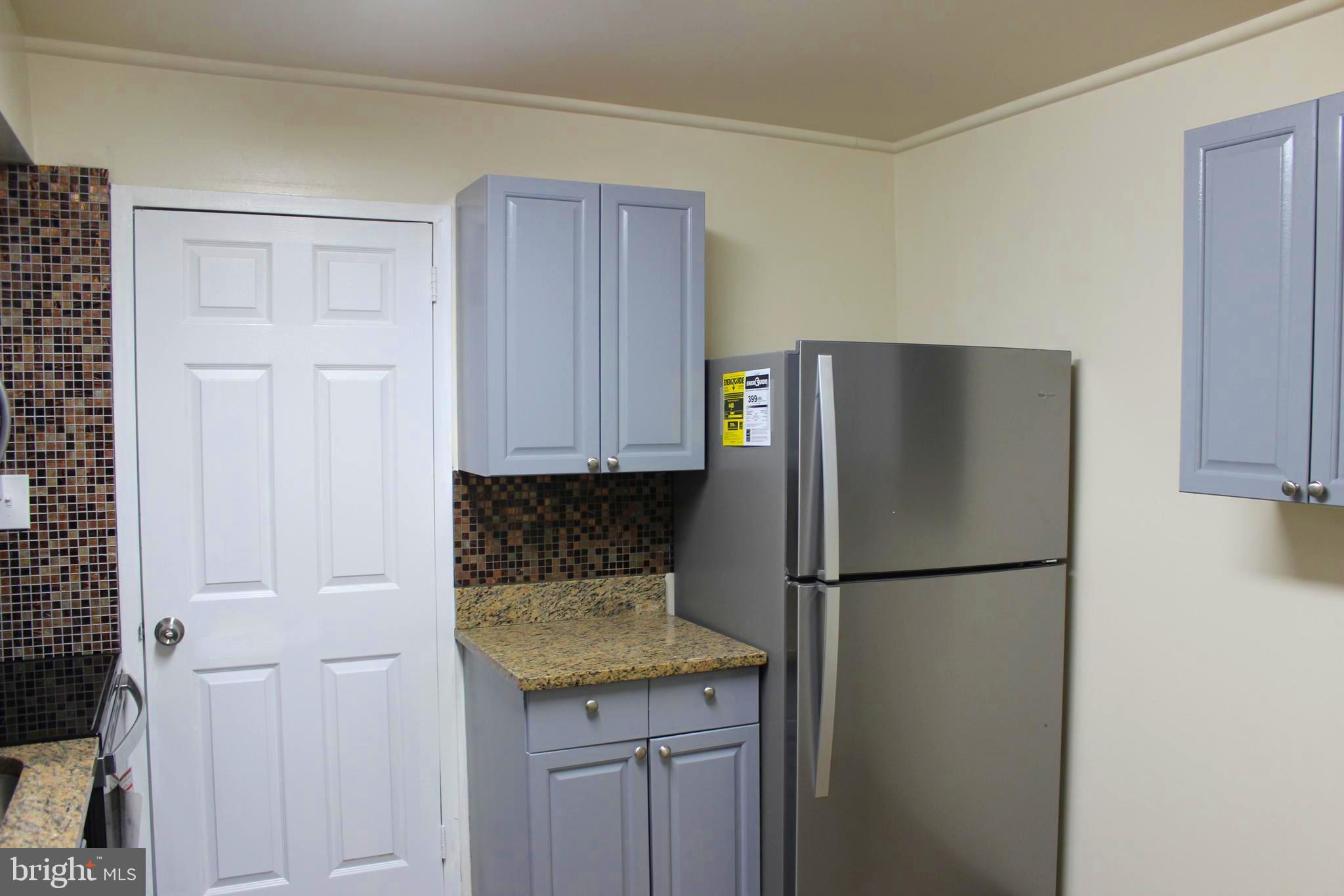 3101 S Manchester STREET Unit: 201