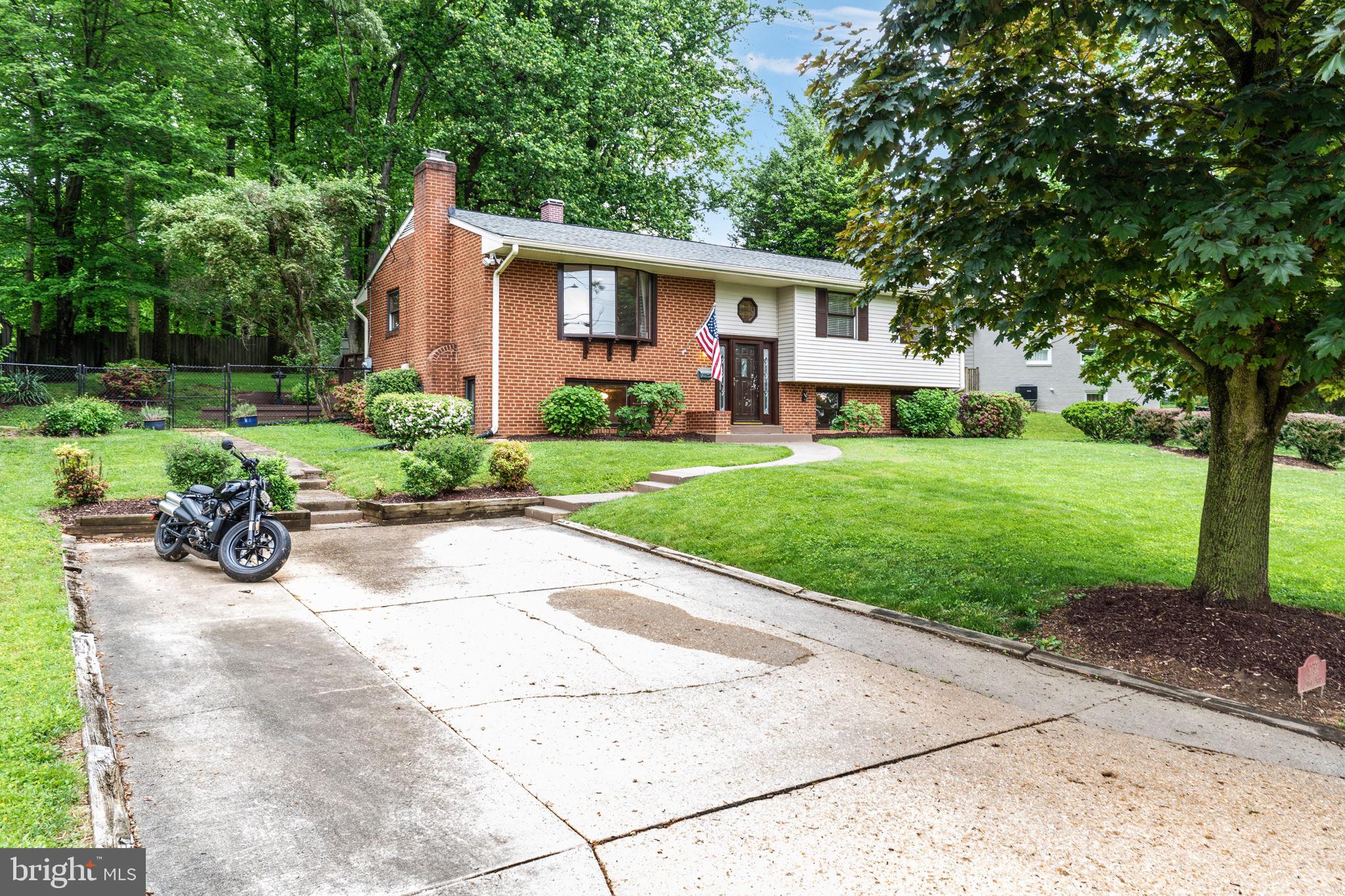 9232 Brian Dr