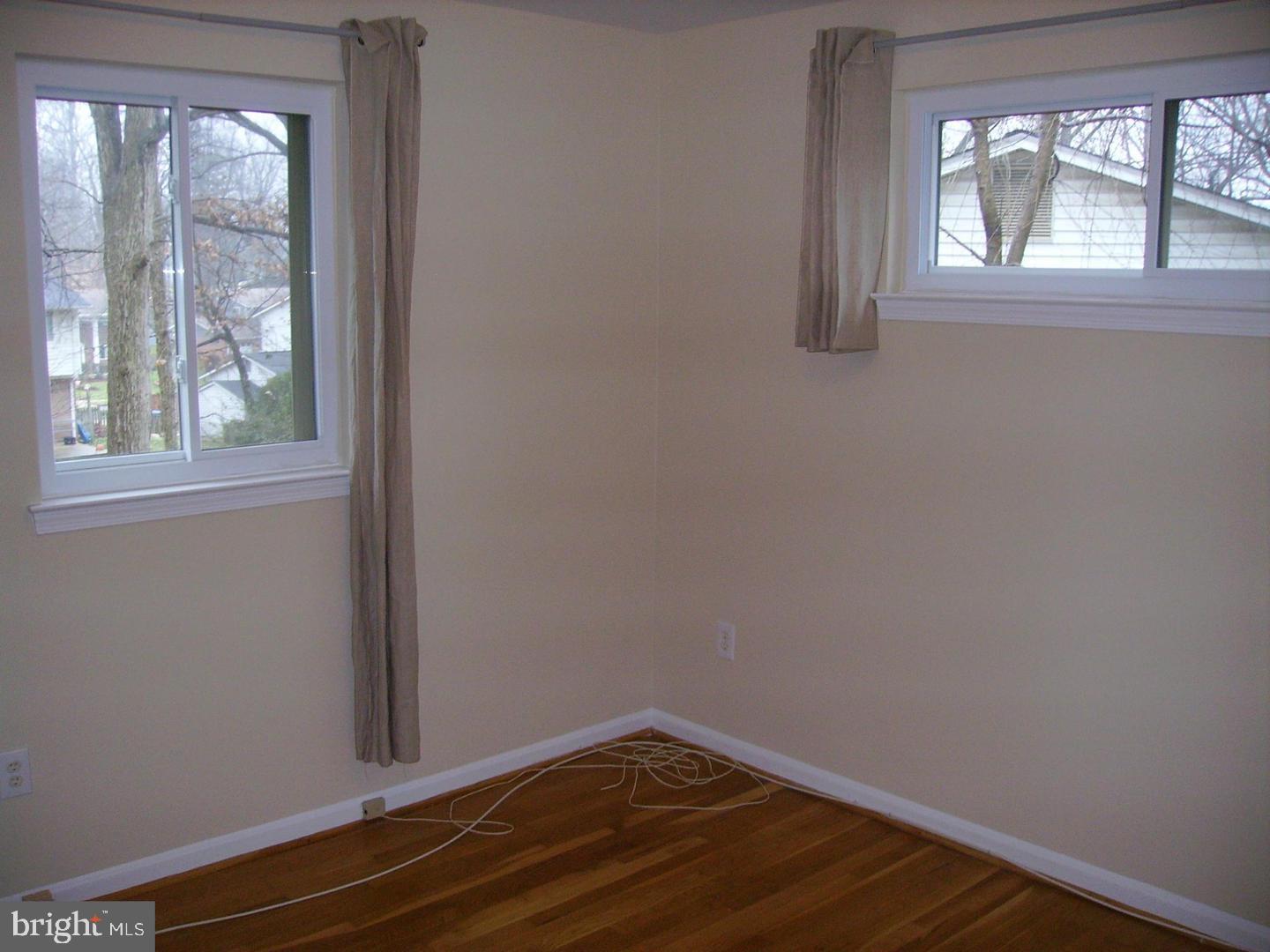 6807 Bluefield Ct