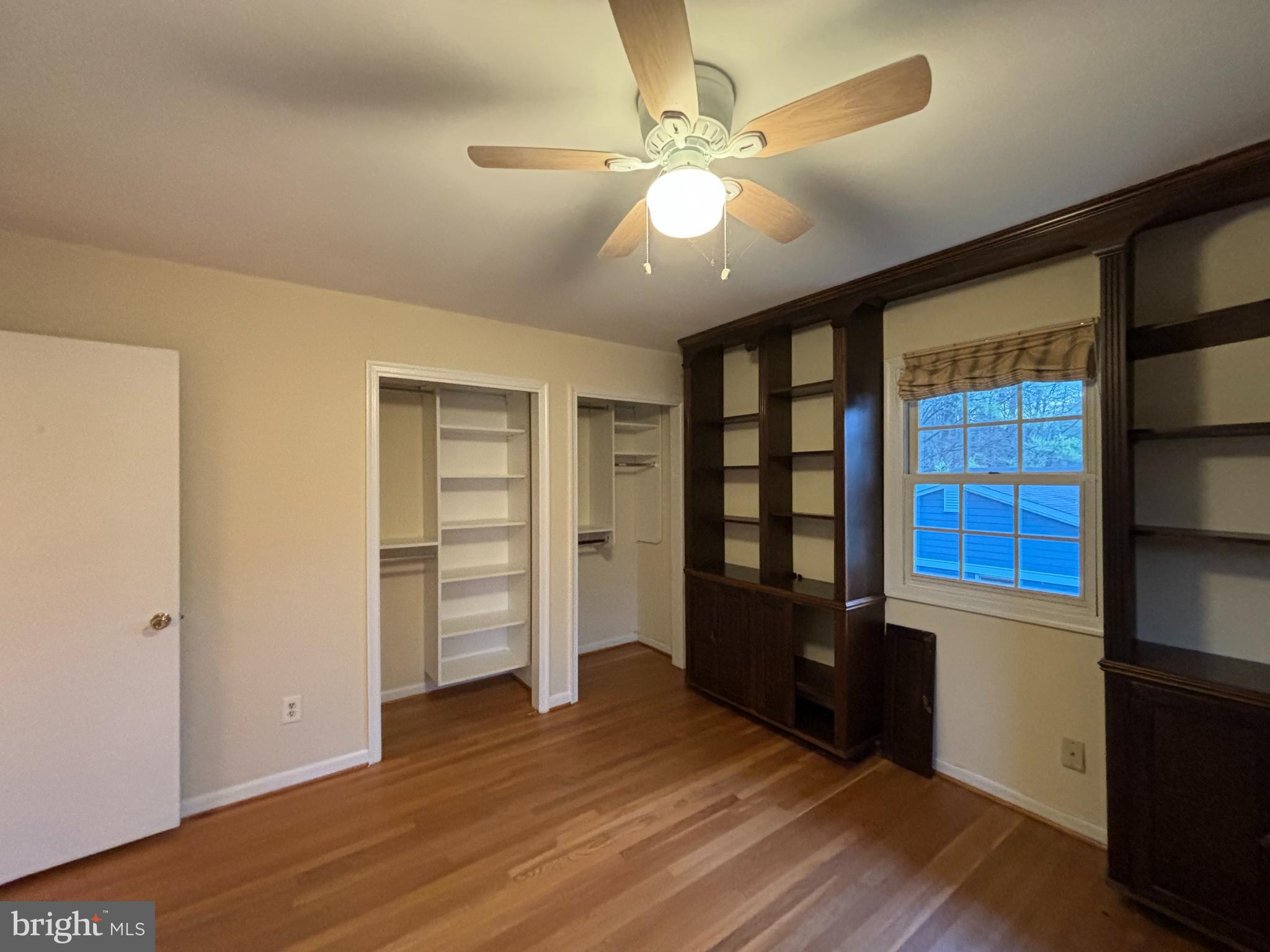 2611 E Meredith Dr