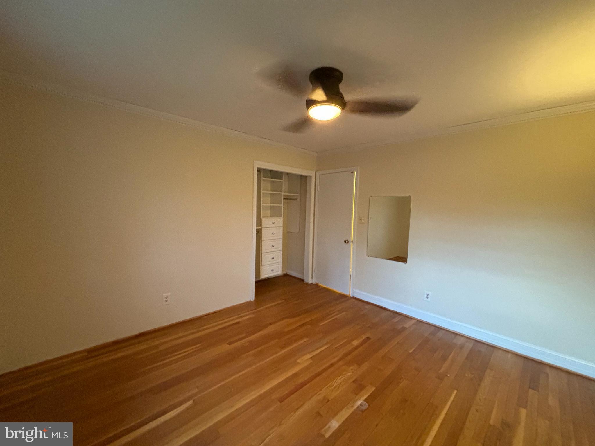 2611 E Meredith Dr