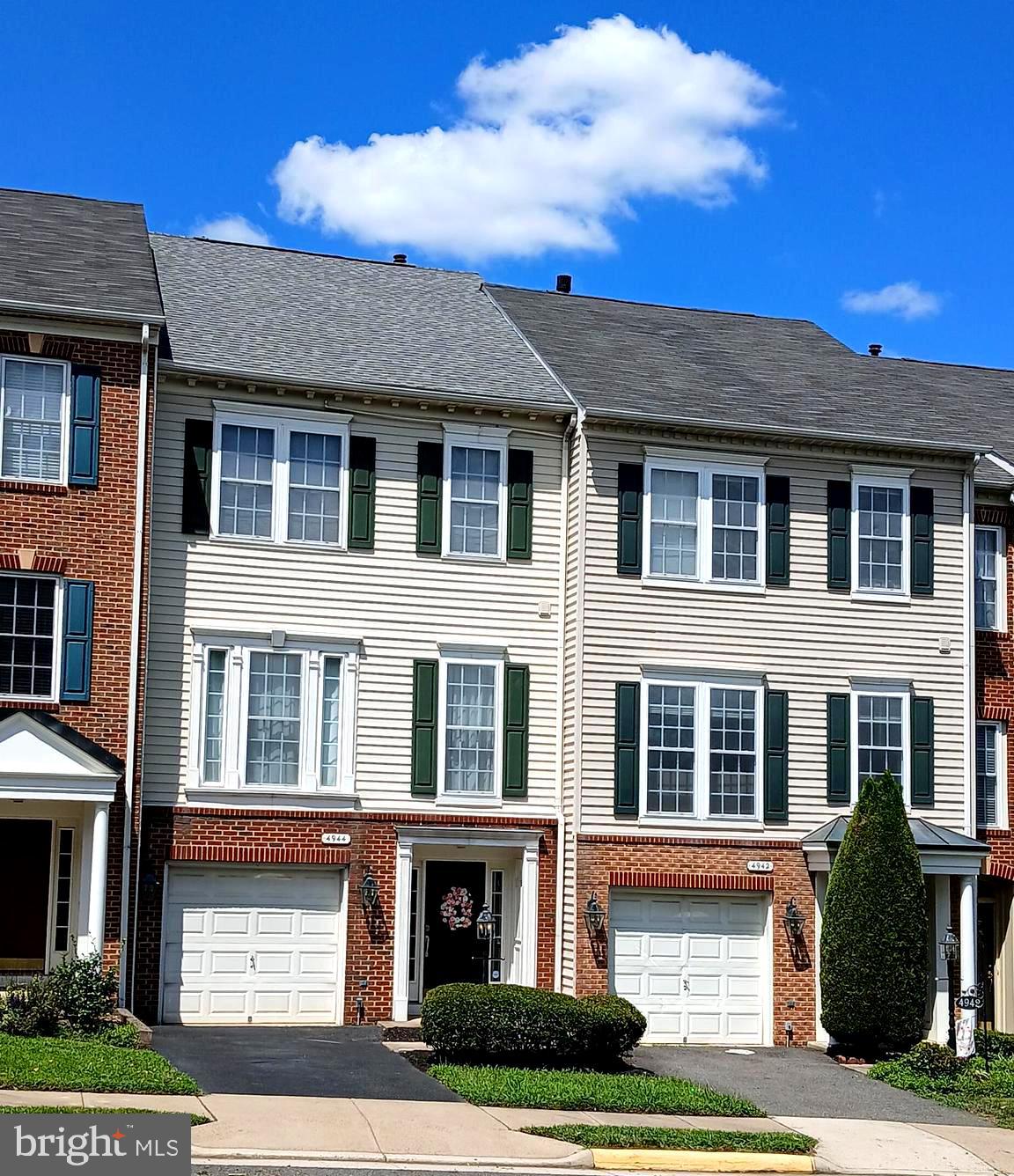 4944 Wyndham Creek Ct