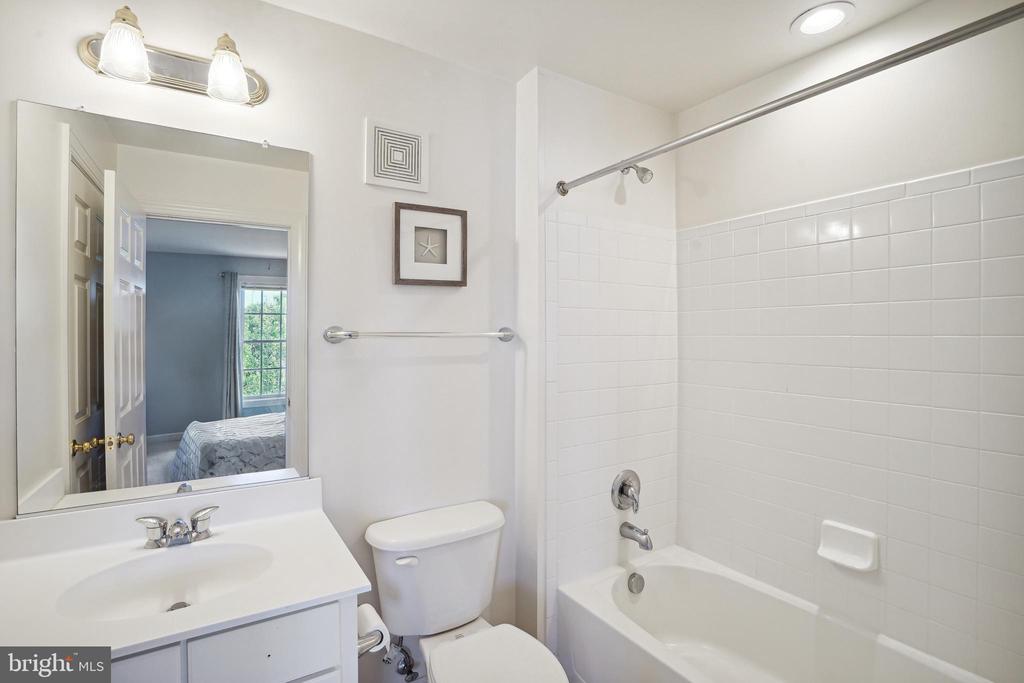 4944 Wyndham Creek Ct